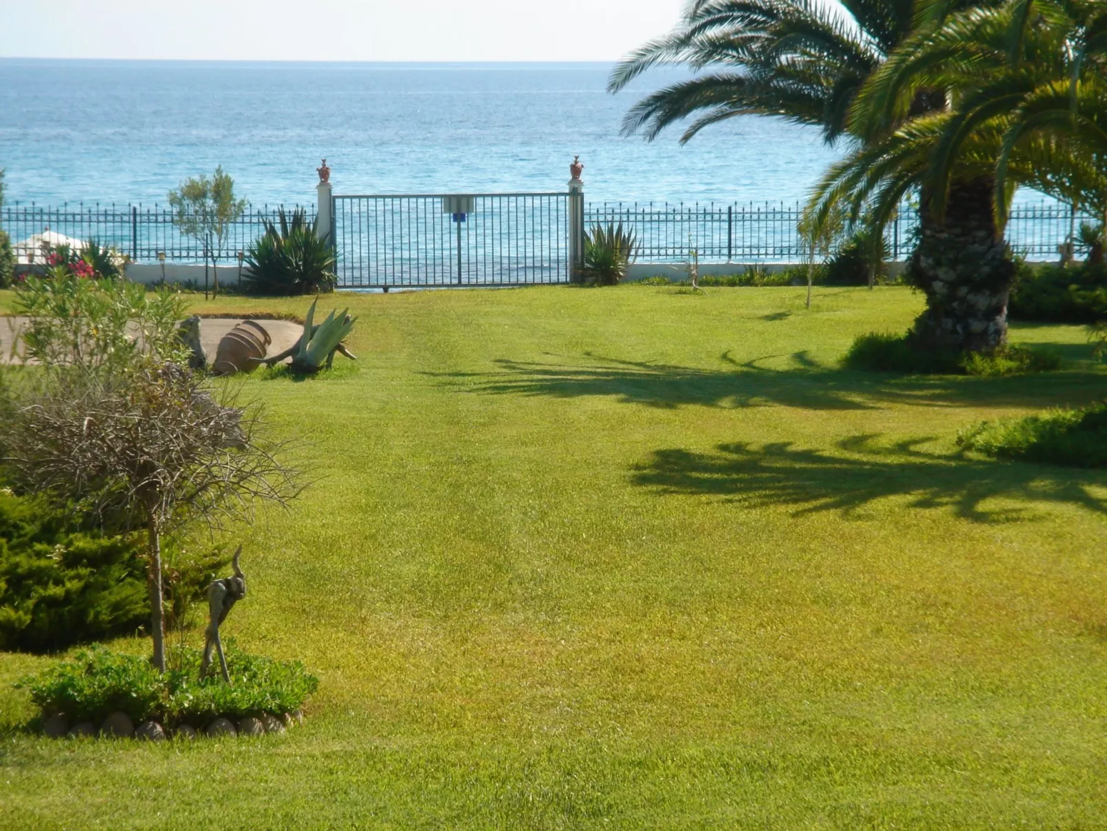Aus dem Garten direkt an den Strand - Outside