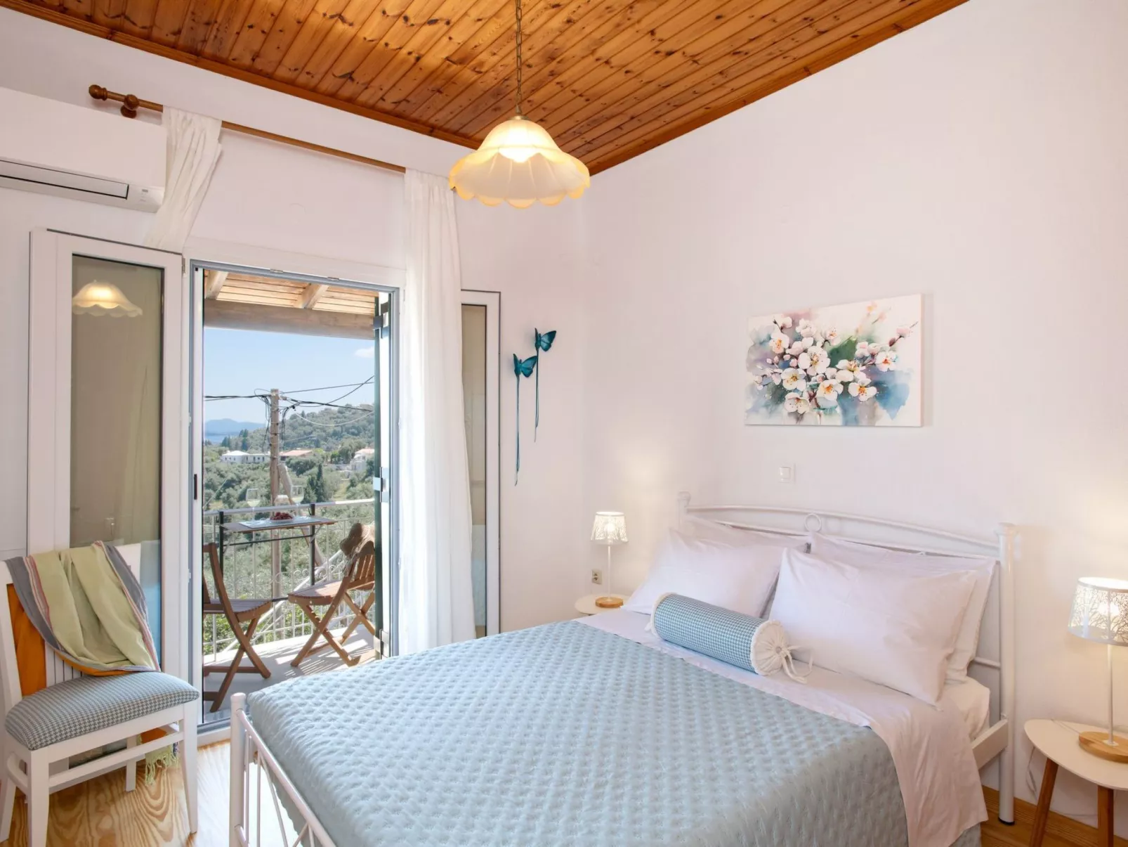 Zwei-Zimmer-Wohnung mit atemberaubender Aussicht - Inside