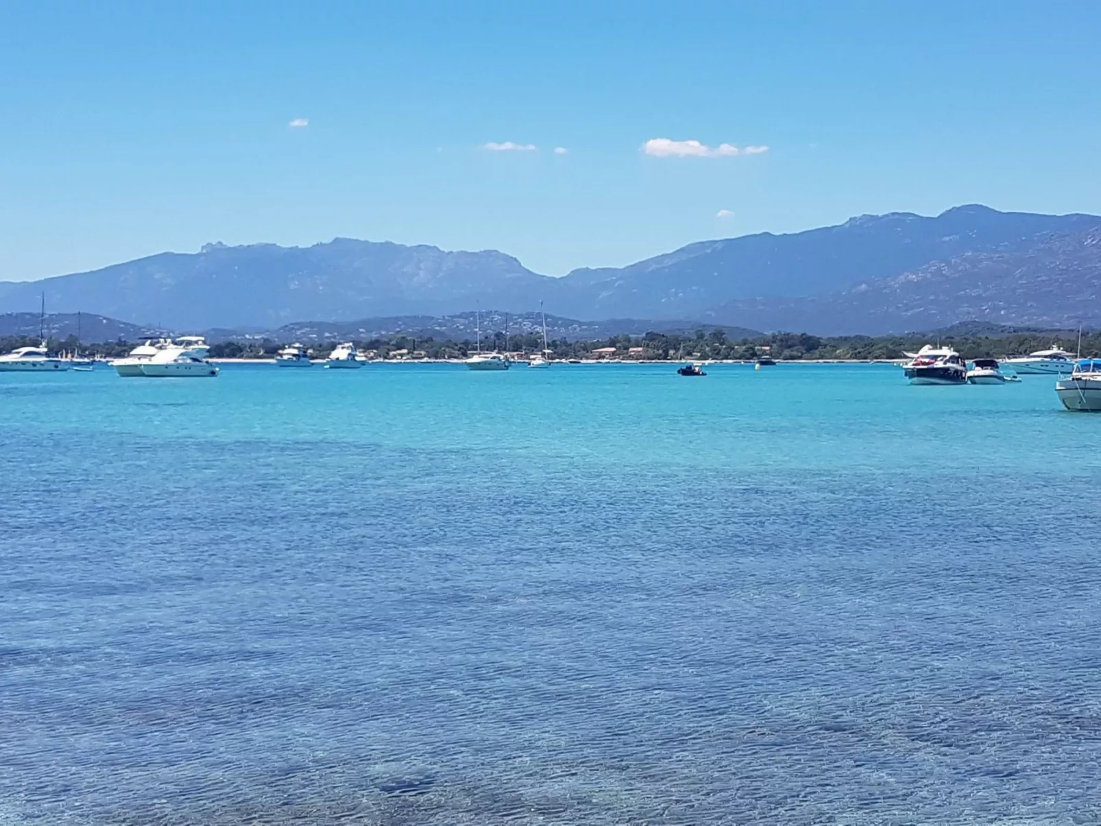 Unterkunft mit AC, Gemeinschaftspool, Nähe zum Meer - Dehors