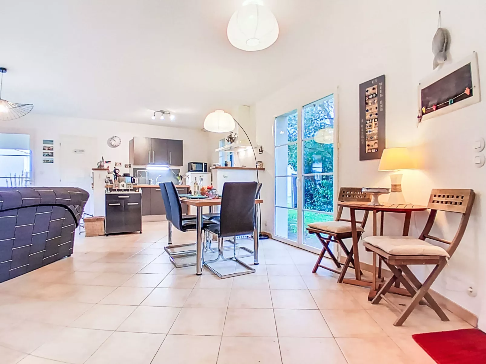 Le marché - Drinnen