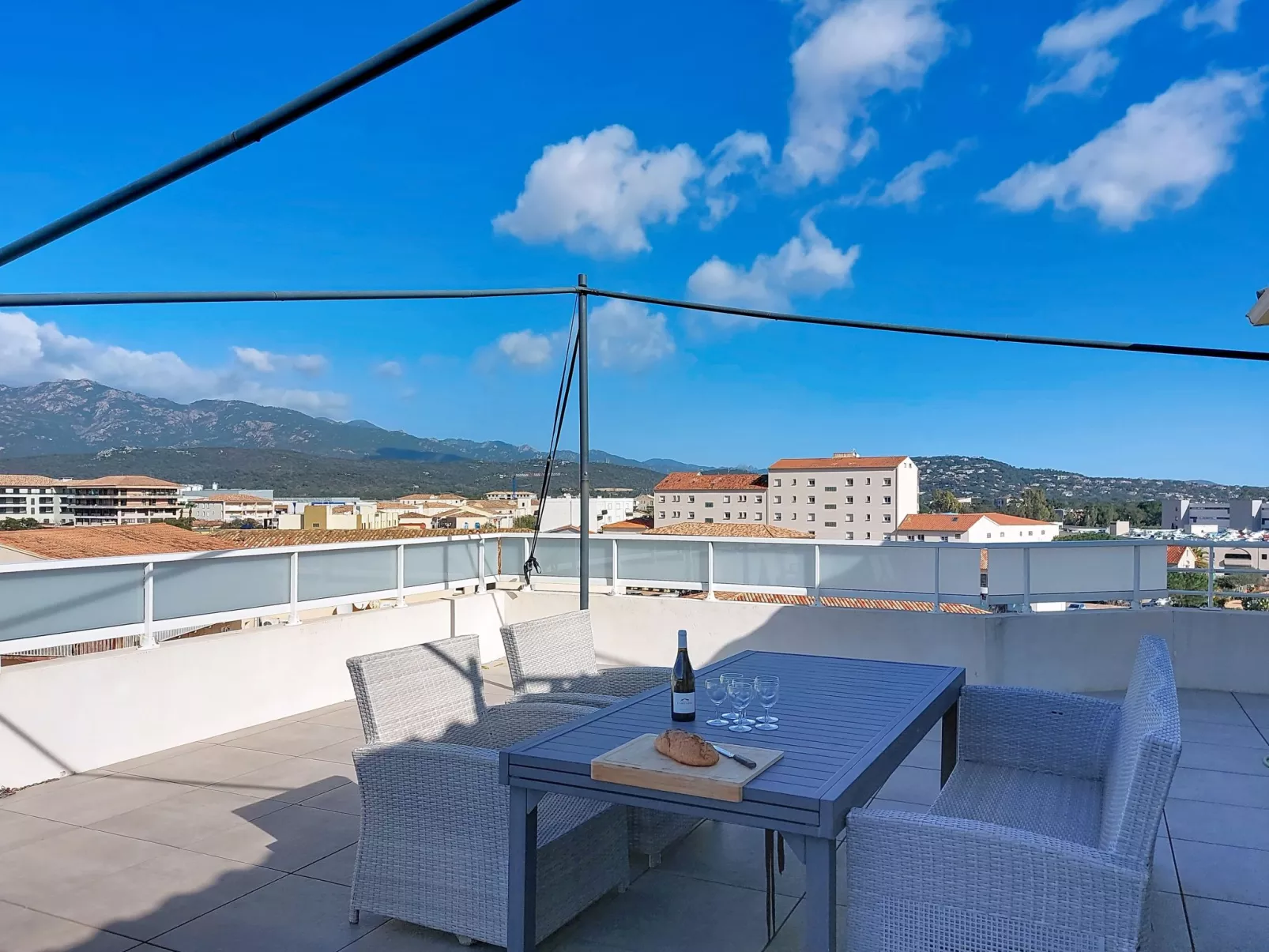 La Boétie - Draußen