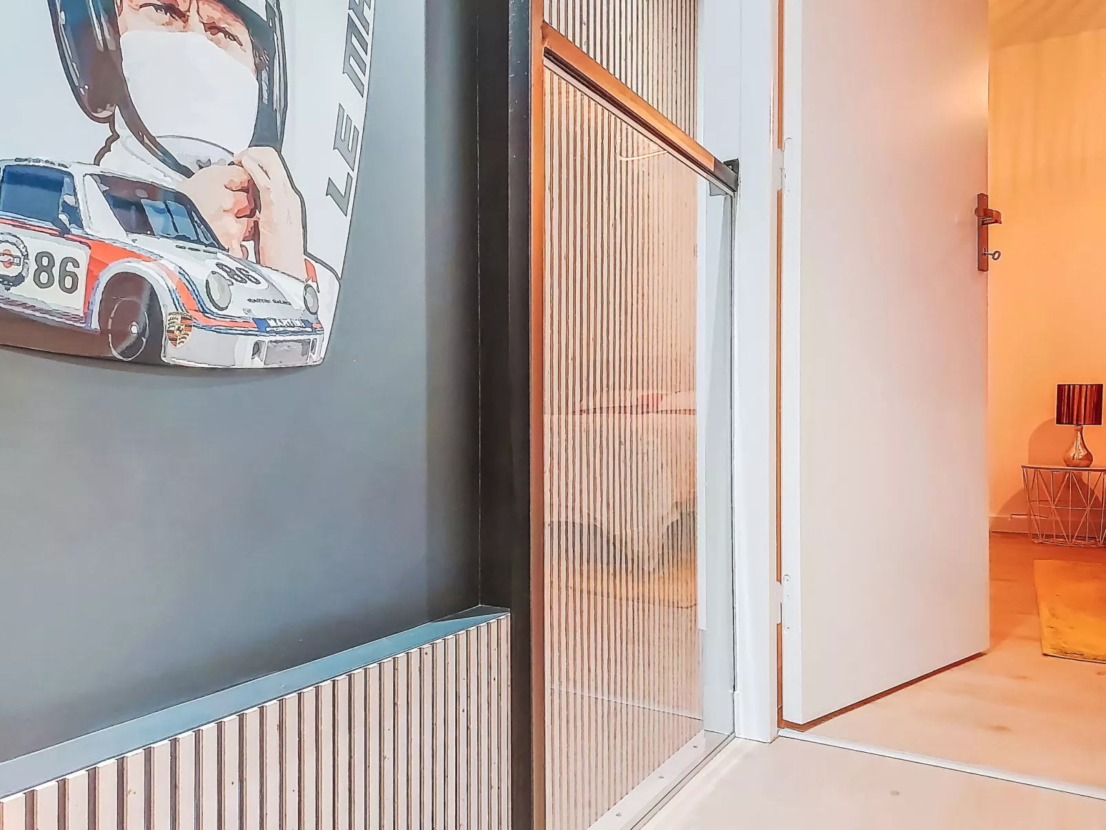 Les Cariatides 6 - Drinnen