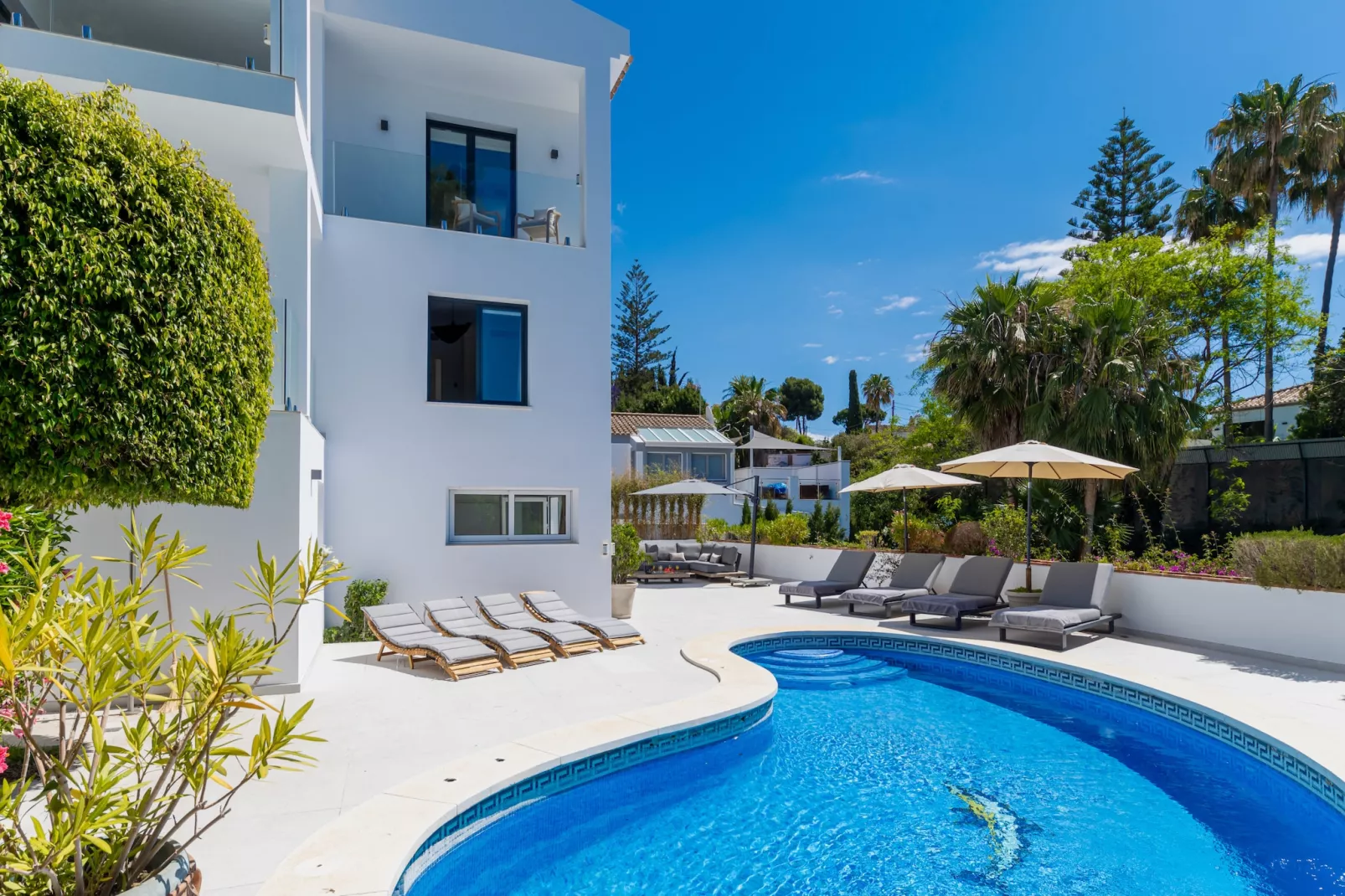 Elegant Villa with sea Views & Pool Marbella - Swimming pool