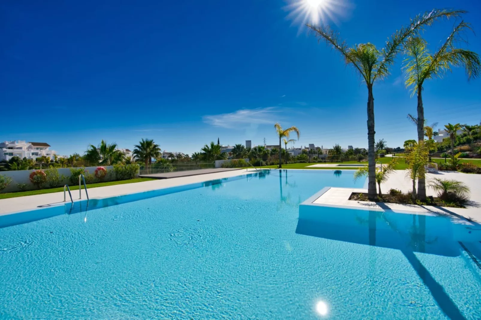 Stylish 3-Bed Apartment | Alcazaba Lagoon (1214) - Piscine