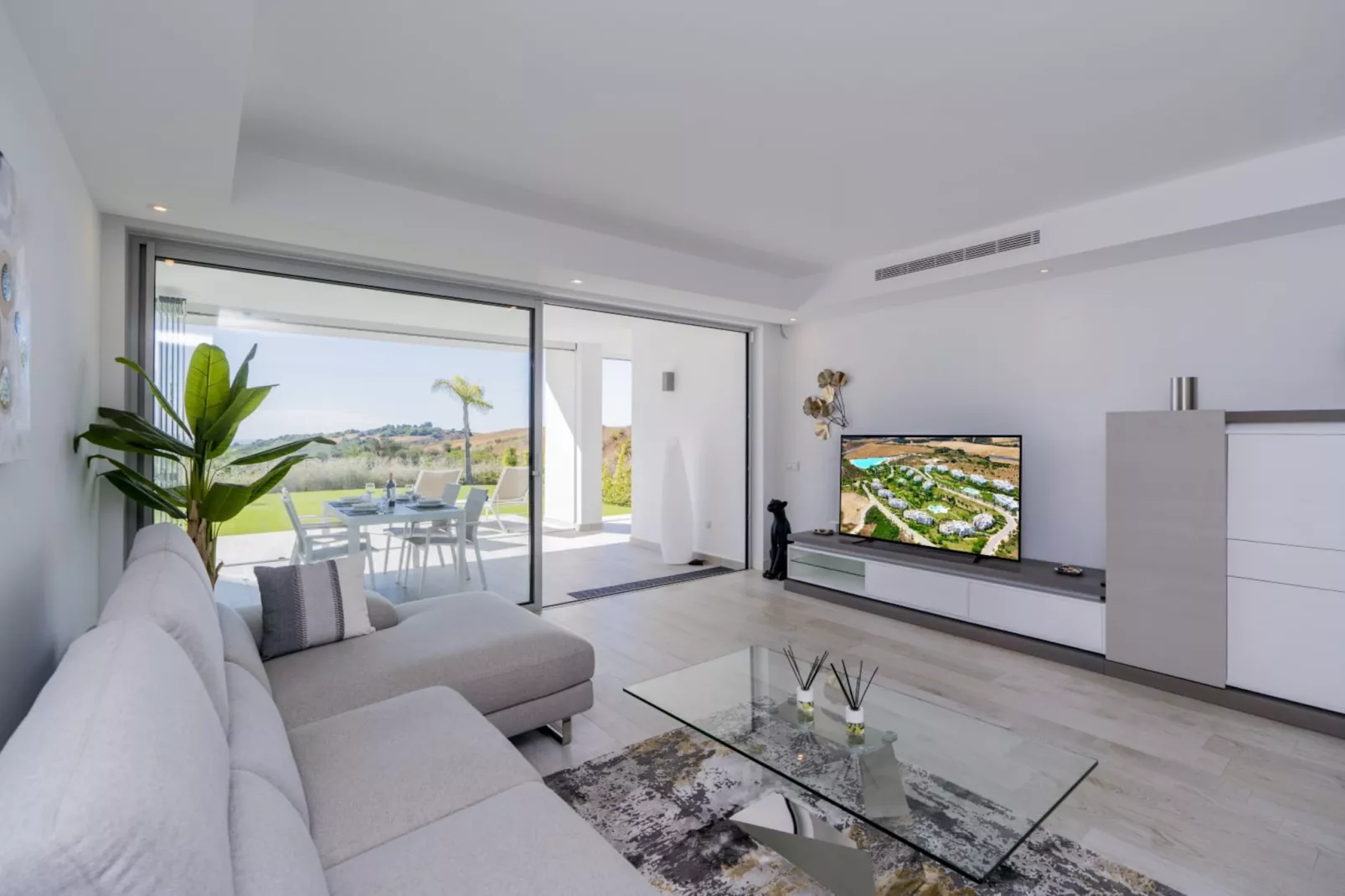 AL-1103 ESTEPONA - APARTMENT - ALCAZABA LAGOON - Salon