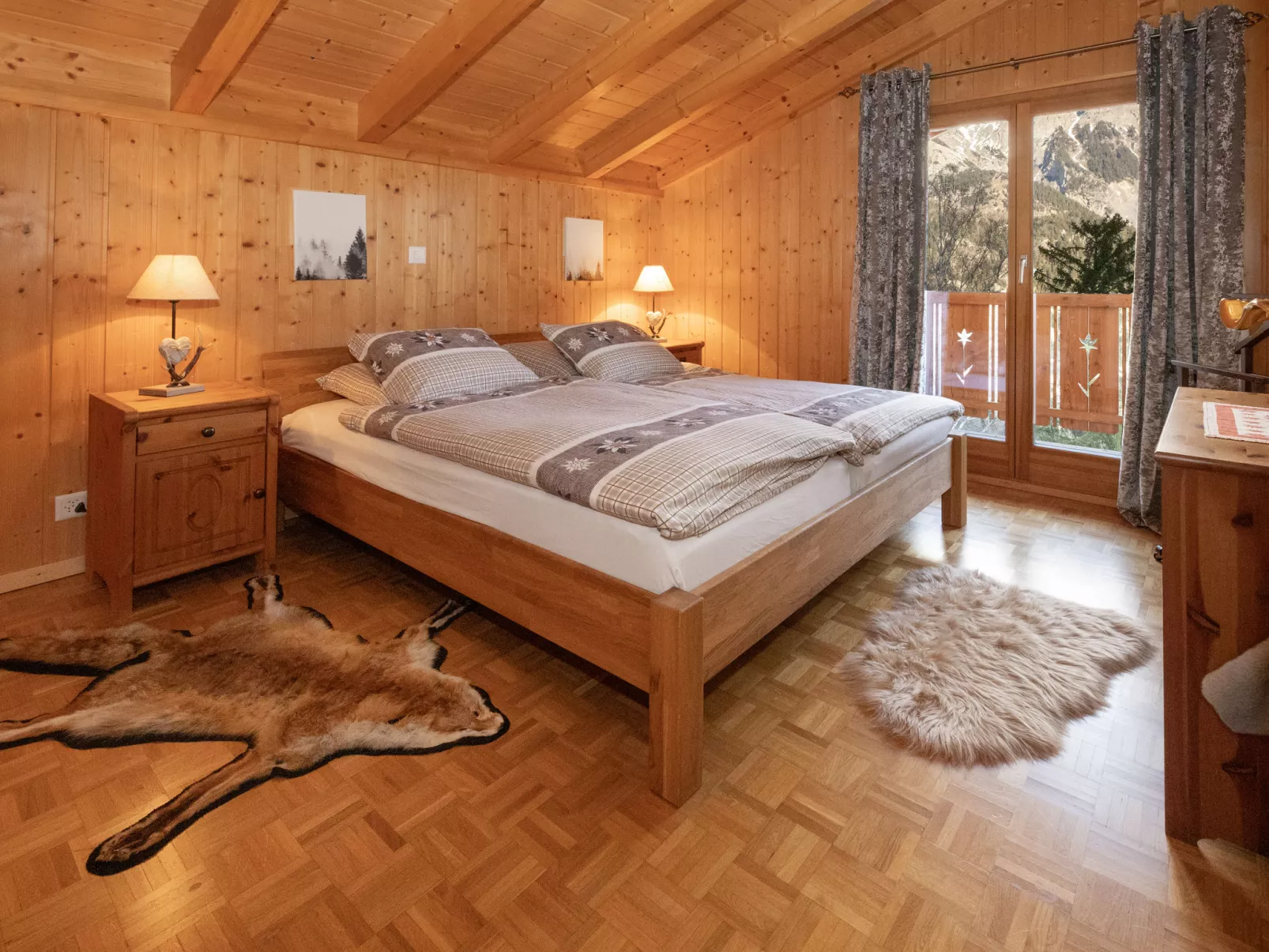 Ecureuil noir - Inside