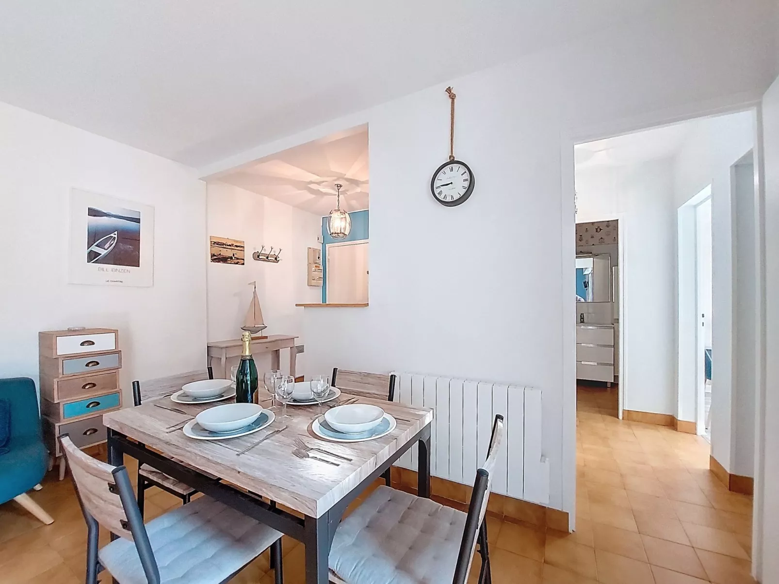 Les Ecureuils - Inside