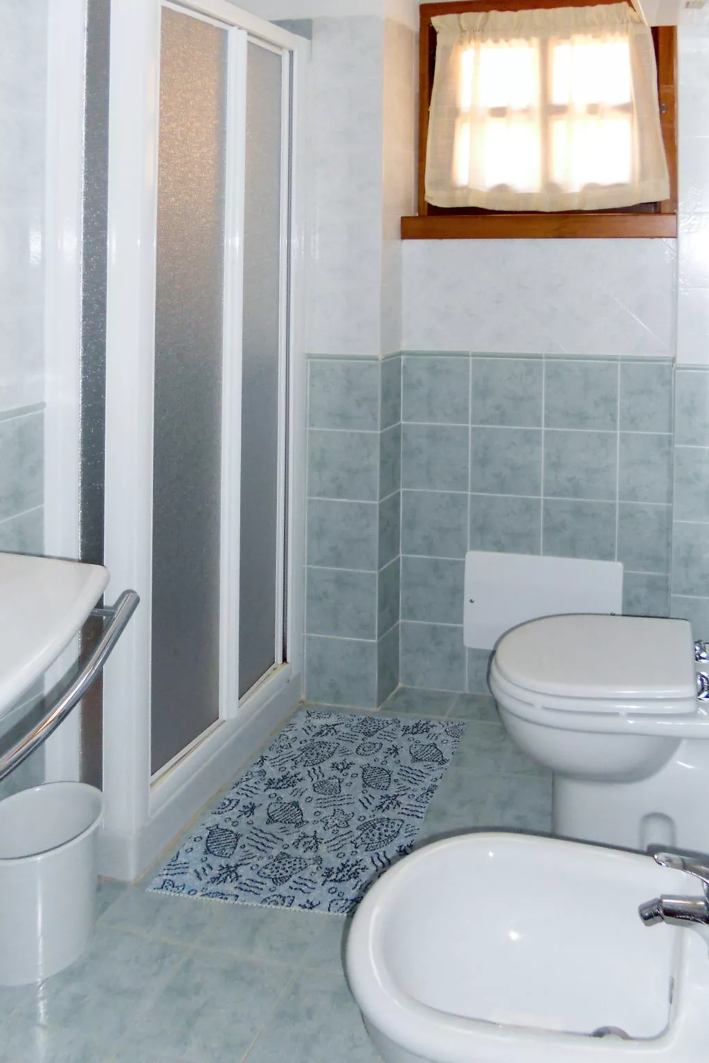 Bougainvillae Mono - Drinnen