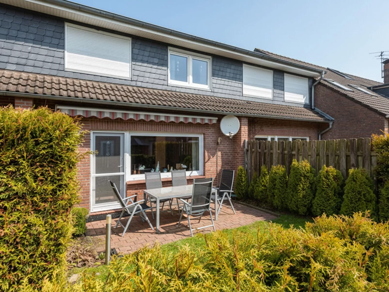 Schlüchtermann - Outside