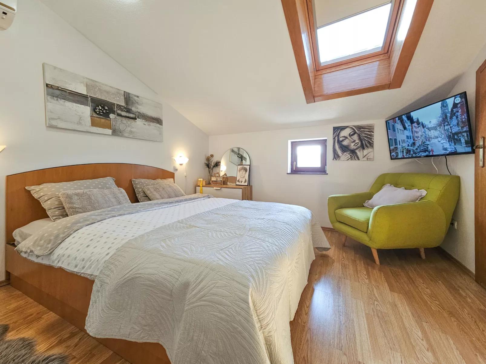 Sonus Silenti - Inside