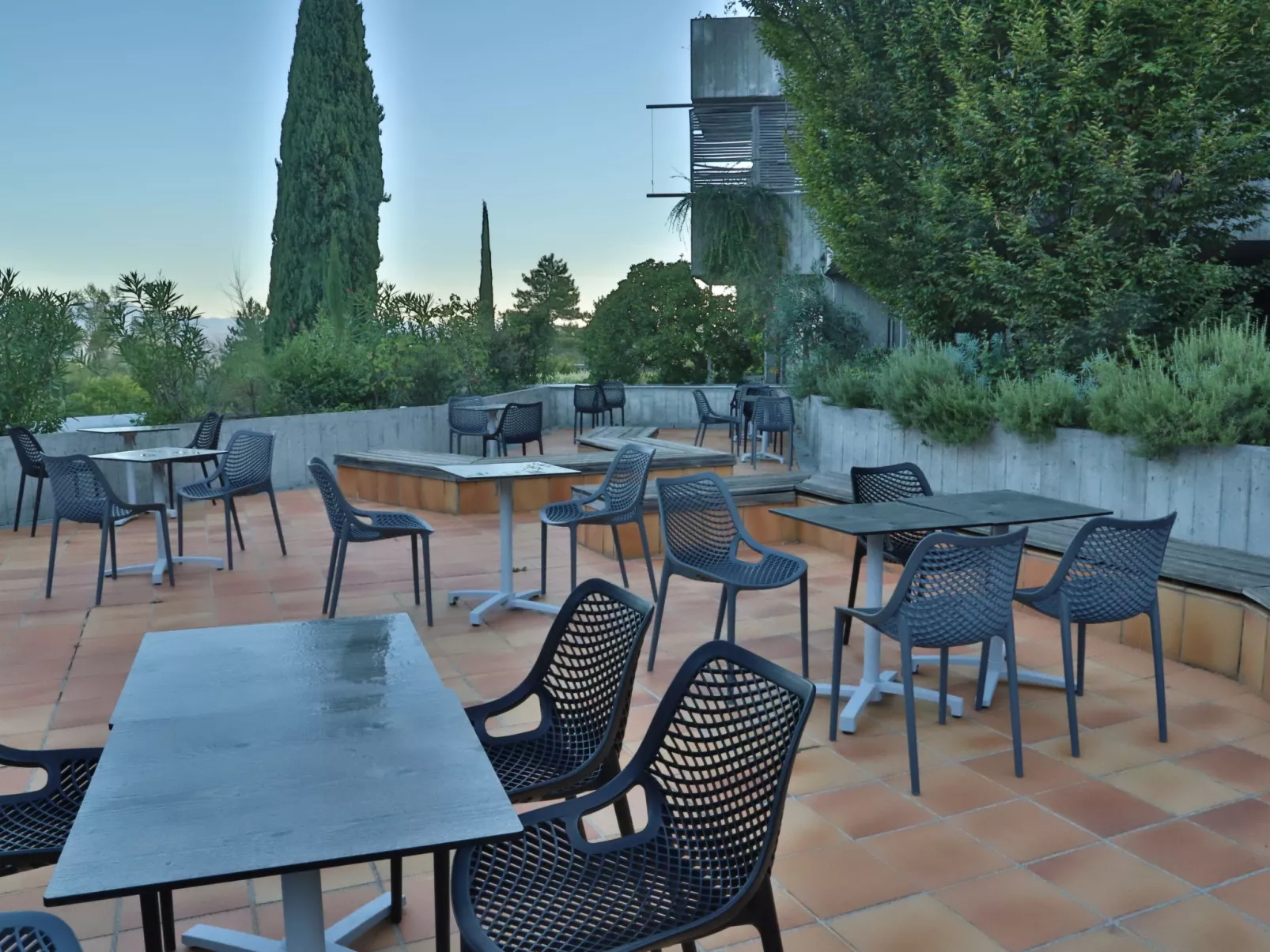 Le Vallon - Draußen