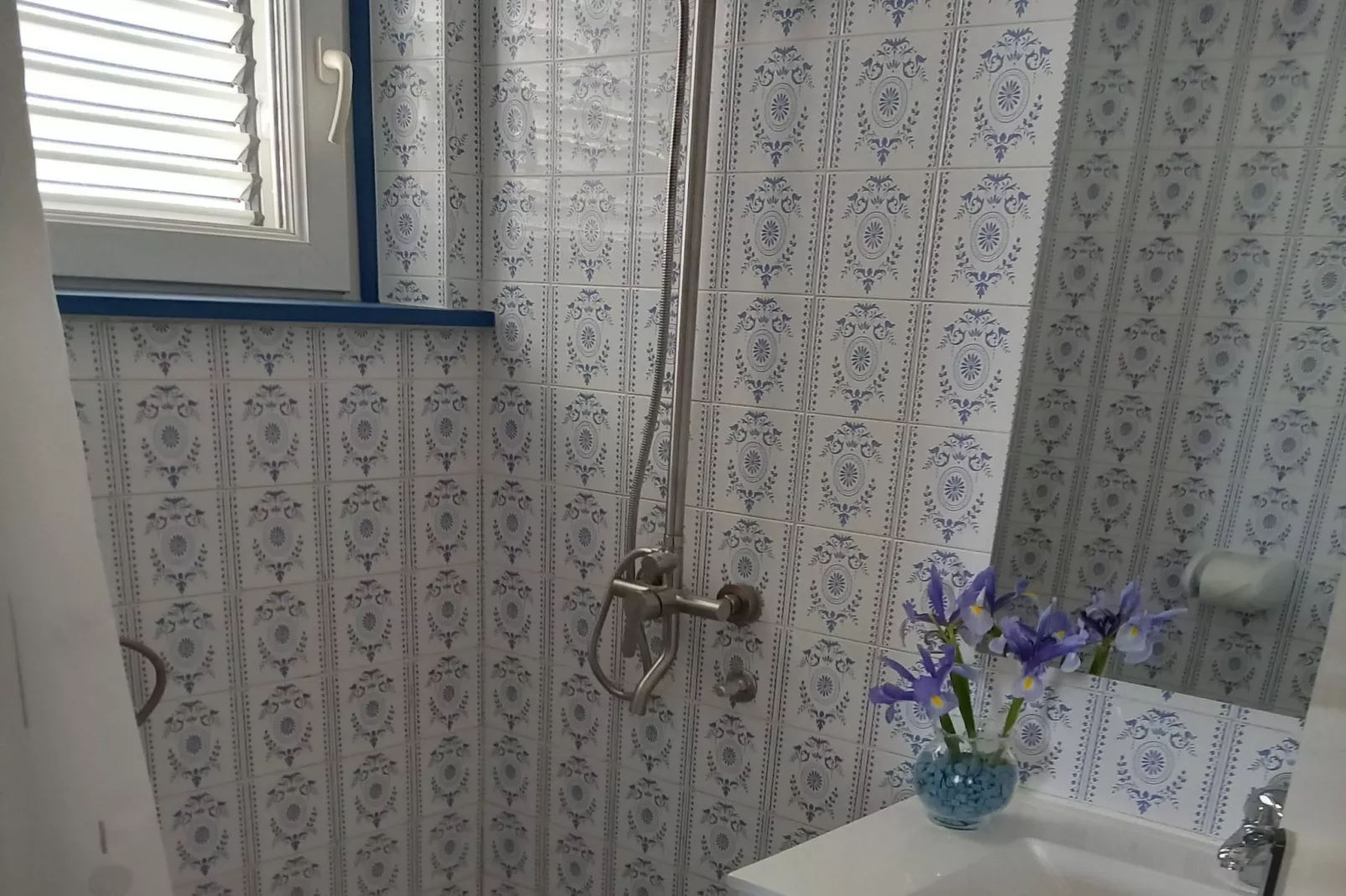 Guest House Green Corner Supetarska Draga - Studio Apartment with Terrace And Sea View - Badezimmer