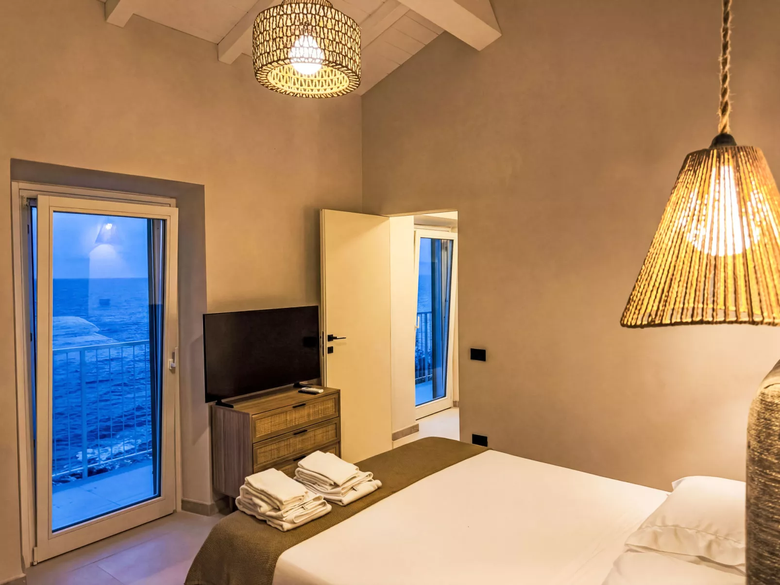 2 Zugänge zum Privatstrand - Roc Villa - Inside