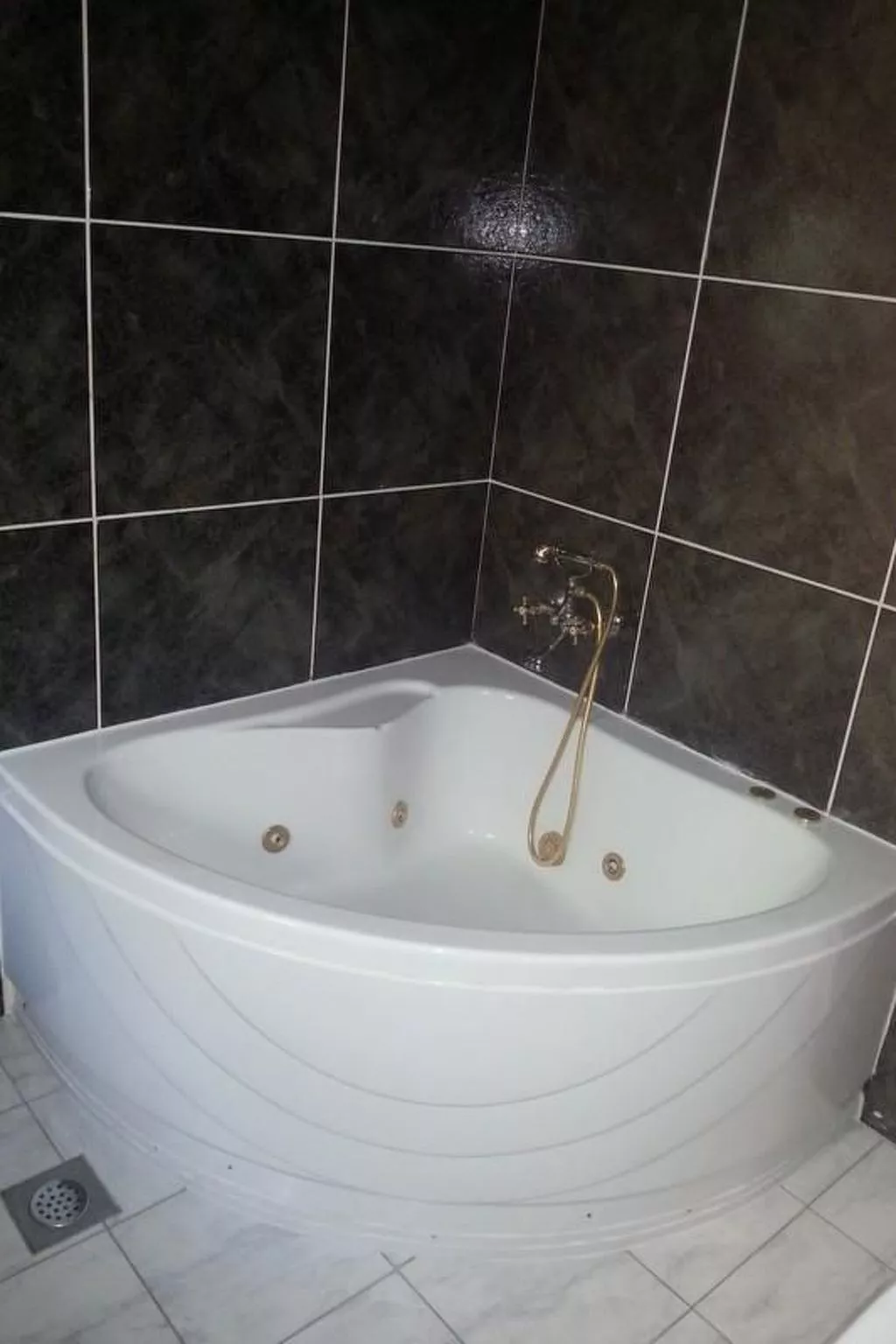 "Dubrava" mit Blick auf das Wasser - Image-tags.info