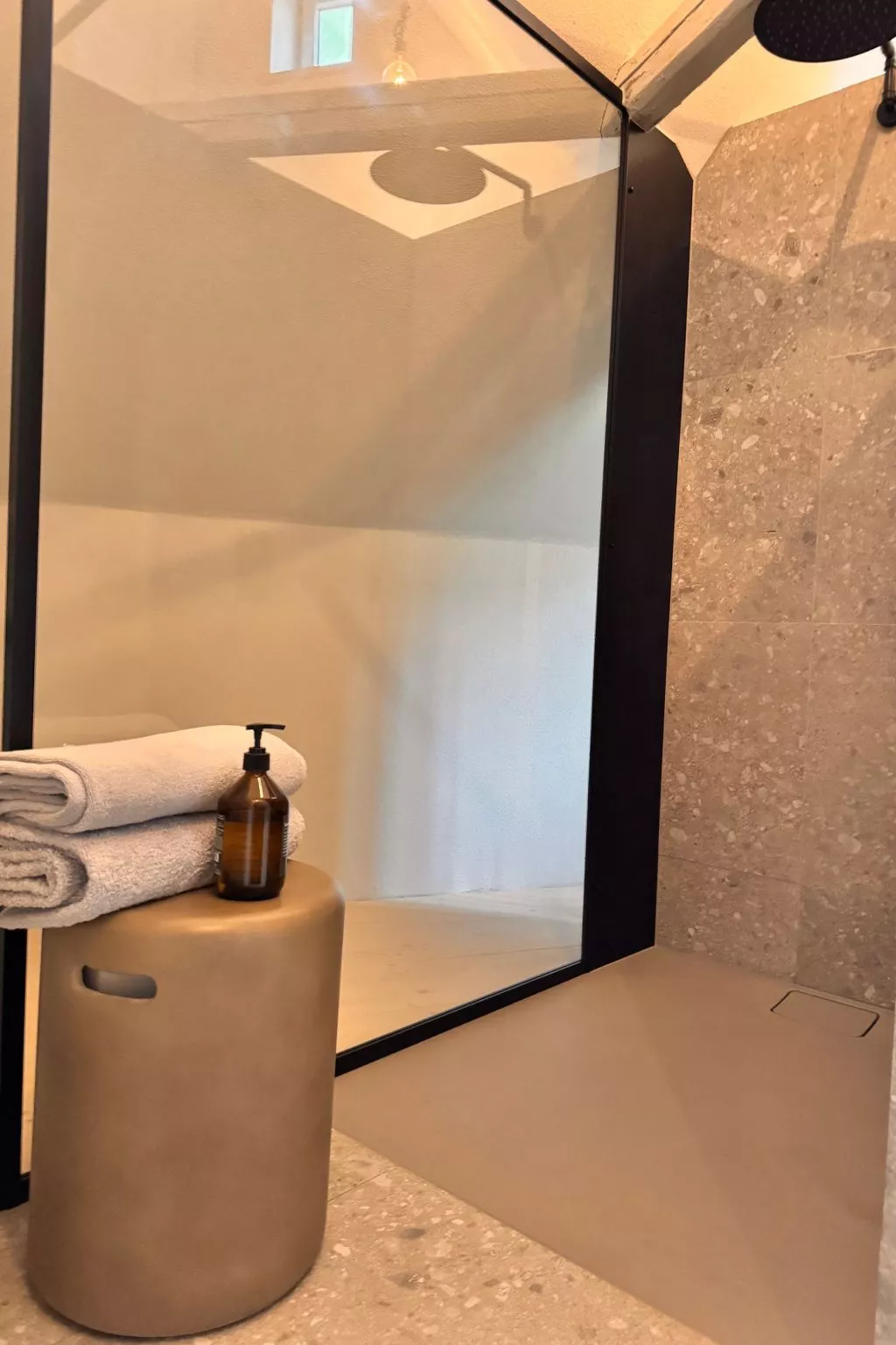 NEU!   dasErbhaus - Inside