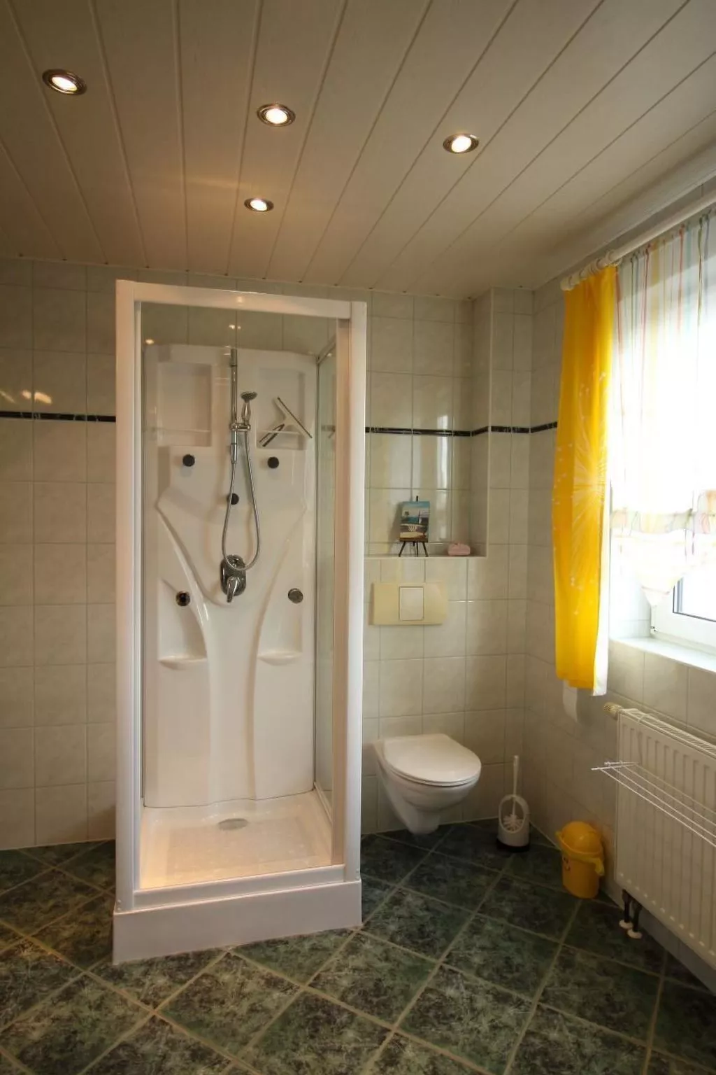 Appartement mit Garten, Grill und Terrasse - Inside