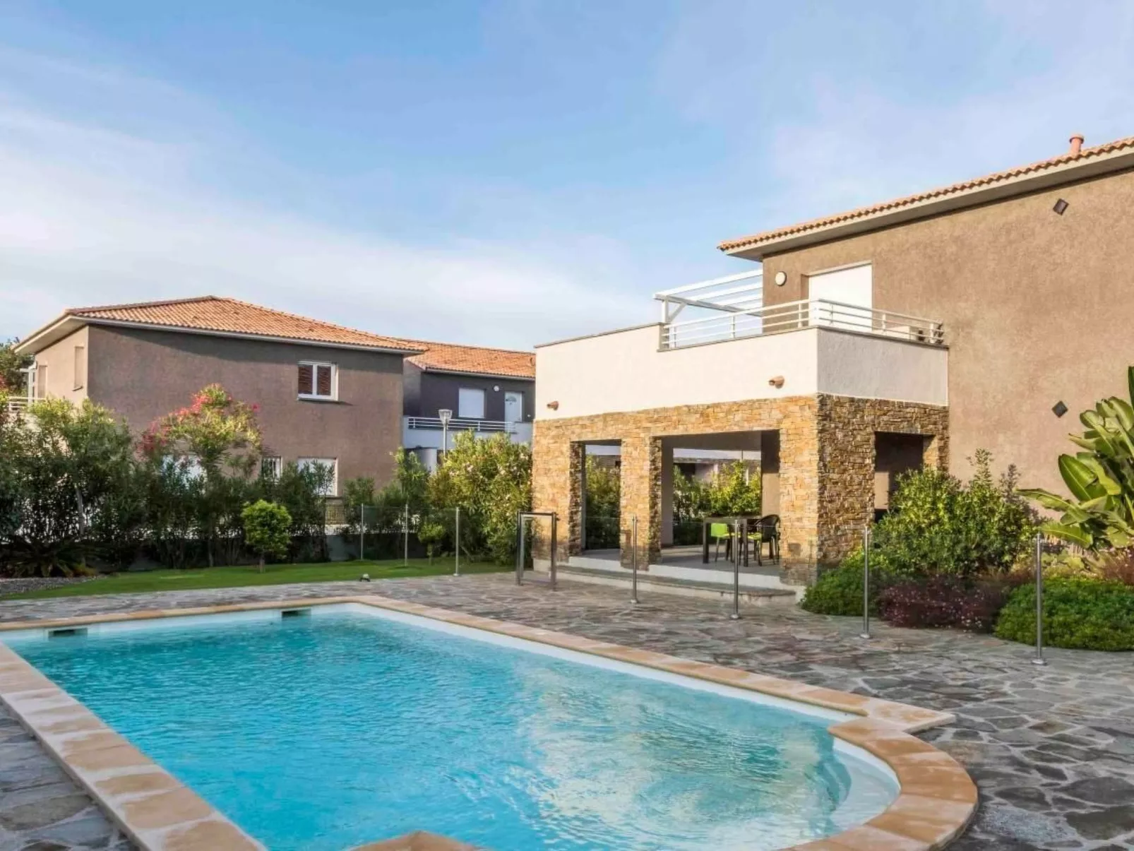 Wohnung (T3) **** Ghisonaccia Corse mit Pool - Image-tags.info