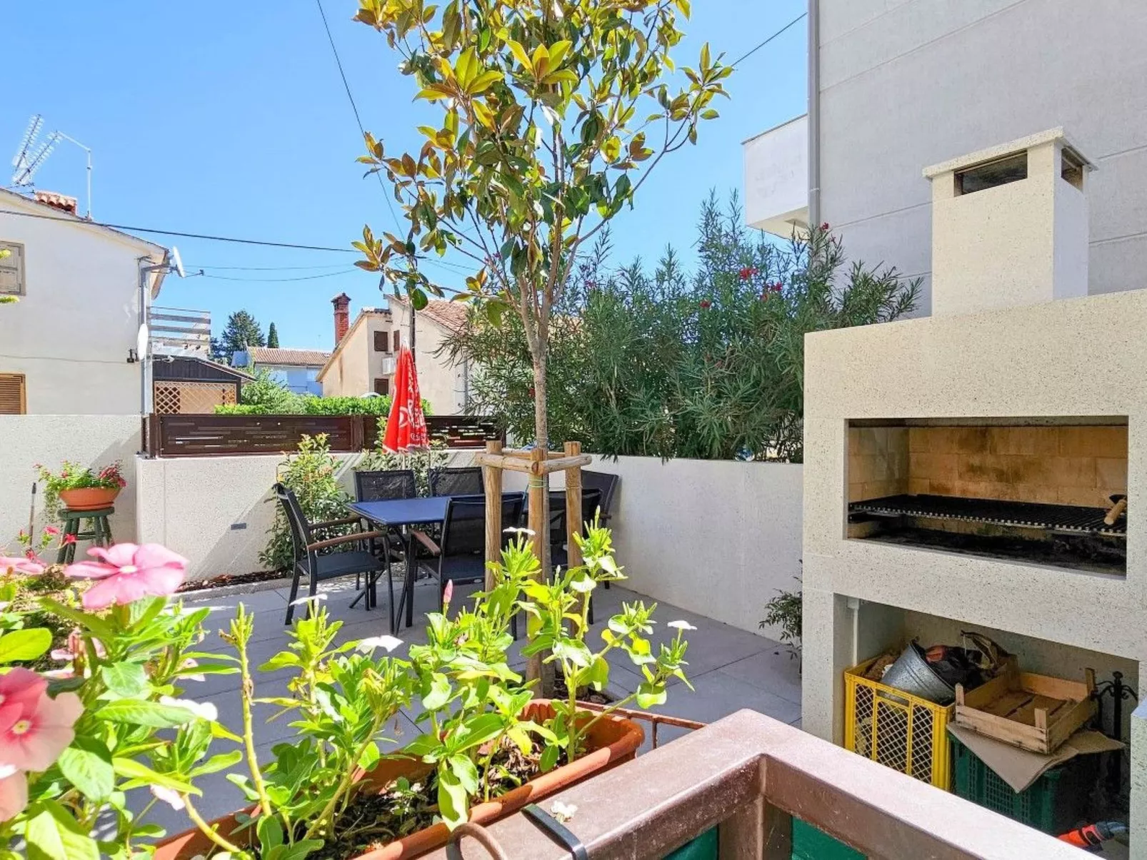 Wohnung "Maja" mit Terrasse - Draußen