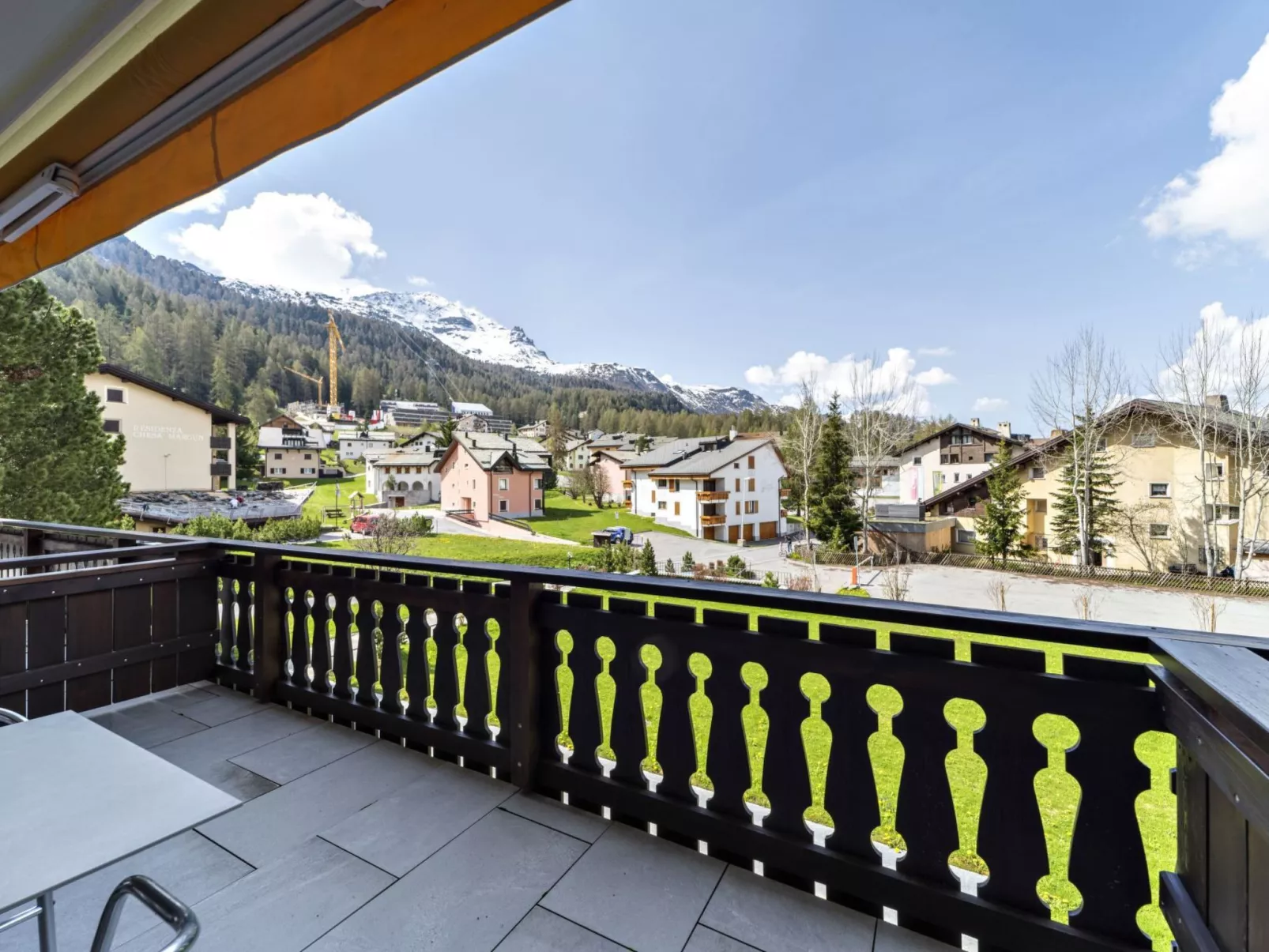 Wohnung "Chesa Guardaval 10" - Dehors