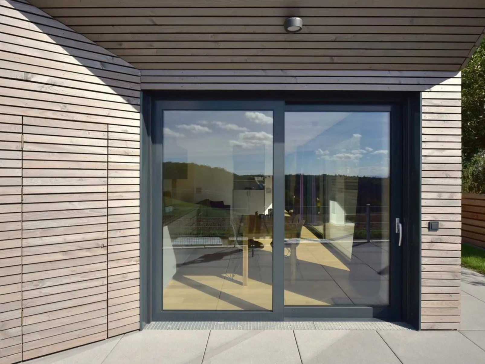 Tinyhaus Adam - Draußen