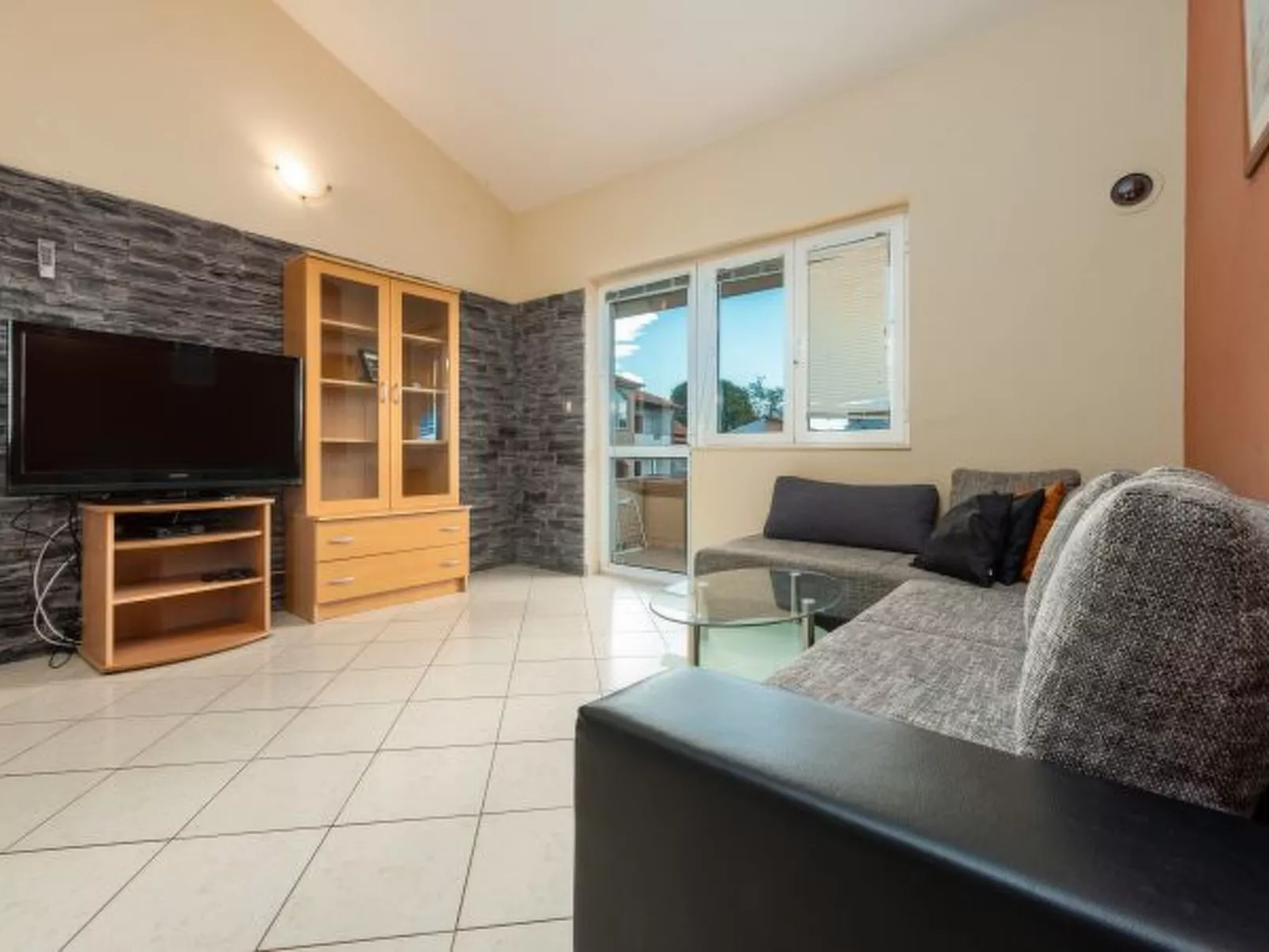 Apartment Julia A2, 2+2 - Image-tags.info