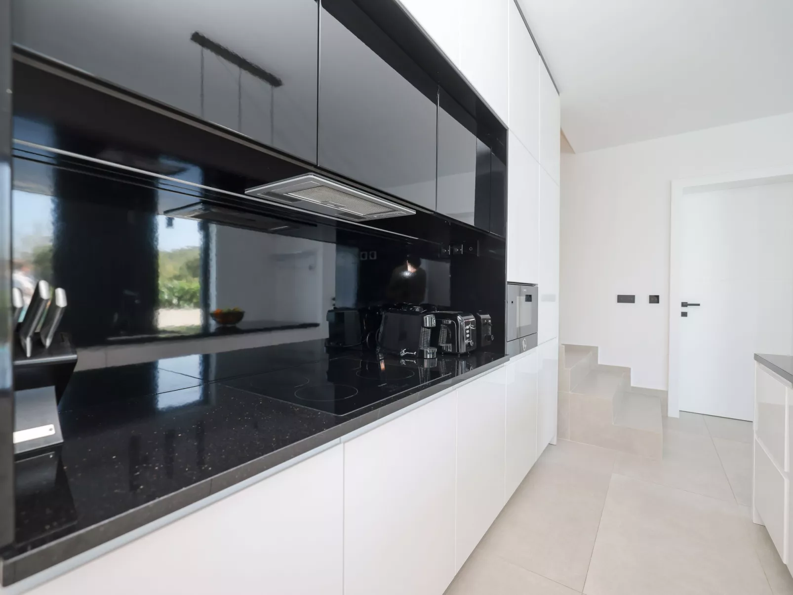 Magic Sky 1 - Inside