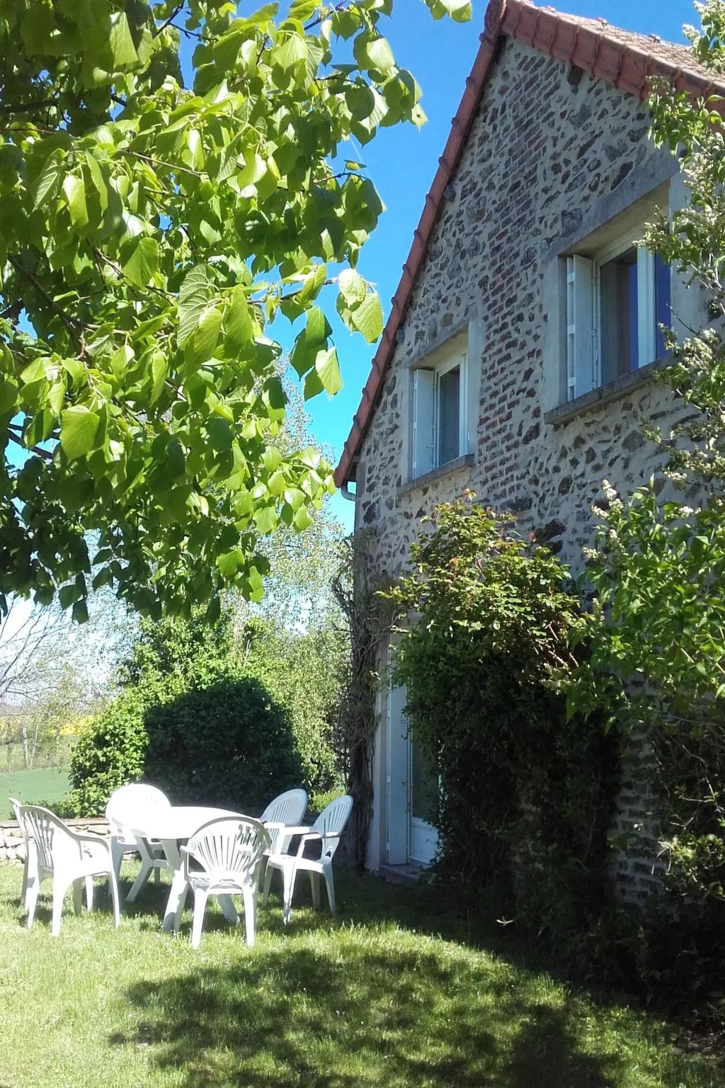 Charmantes Haus in der Auvergne - Image-tags.info