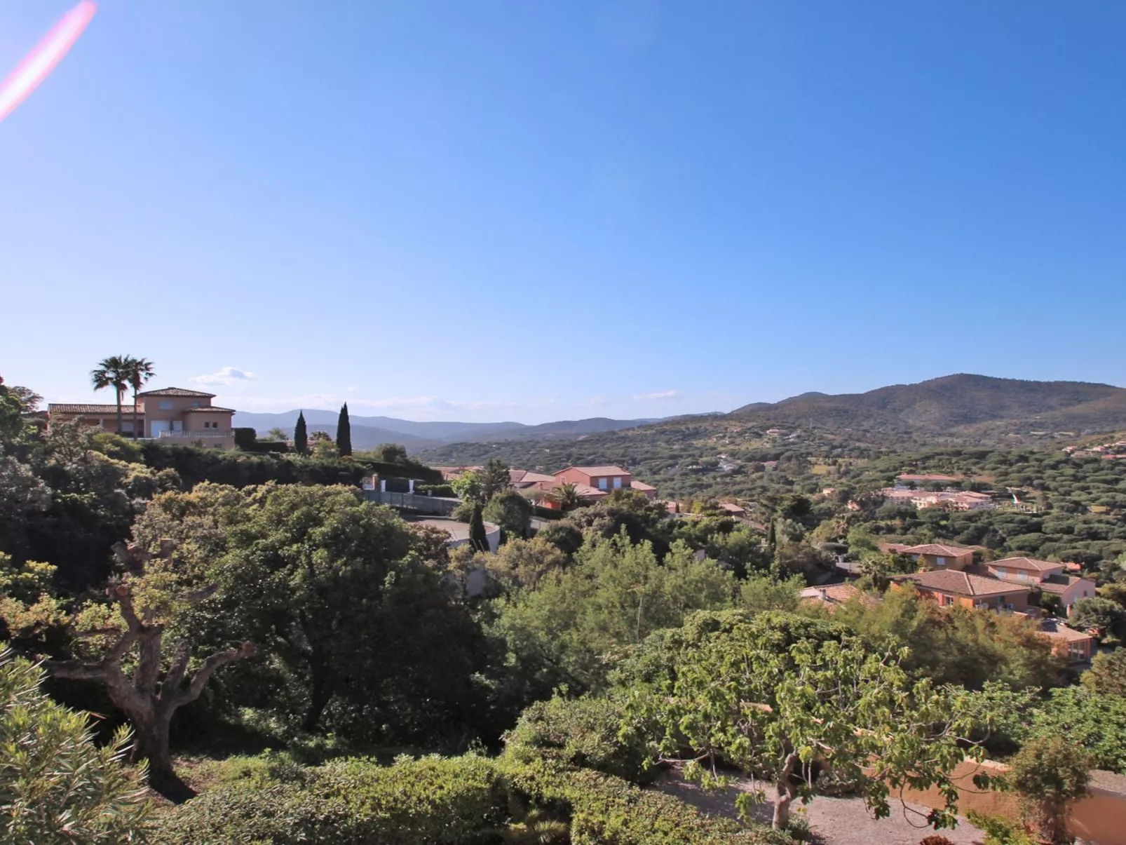 Appt T2 - 4 pers - Klima - Piscine et tennis - WiFi - Draußen