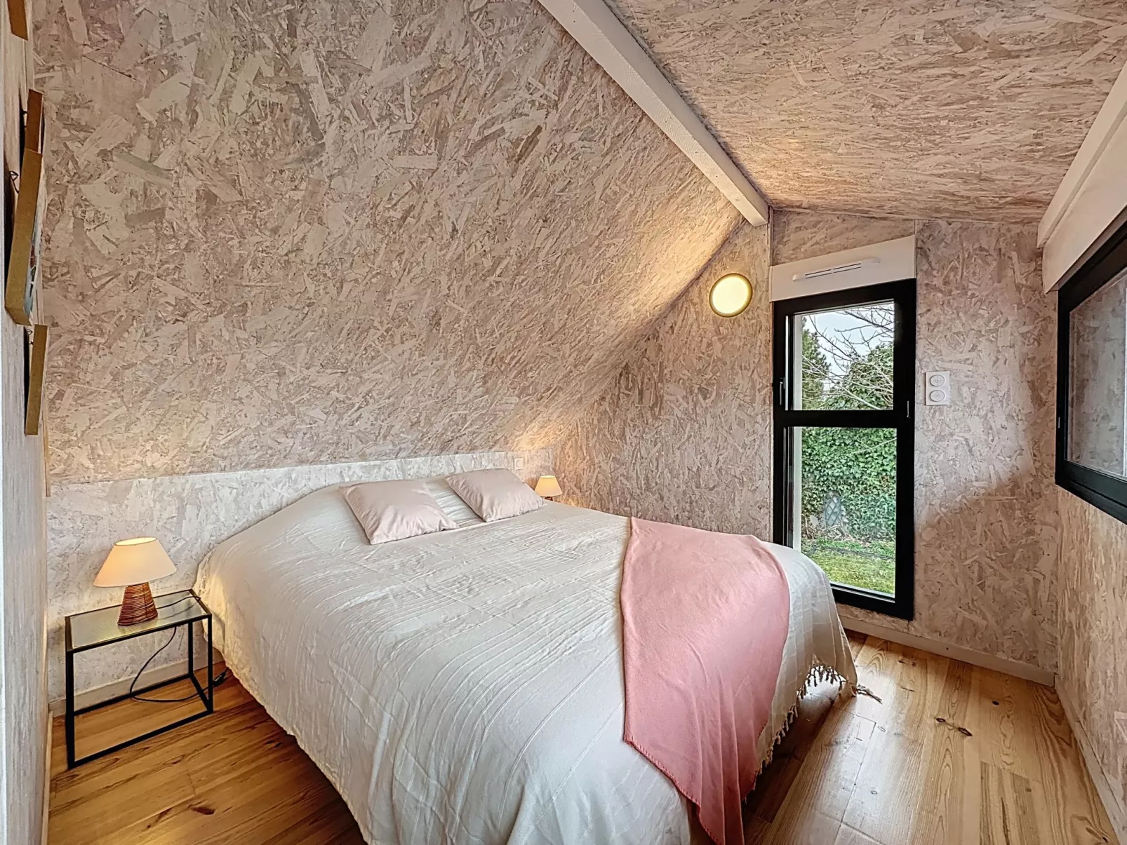 Le Saint Gilles - Drinnen