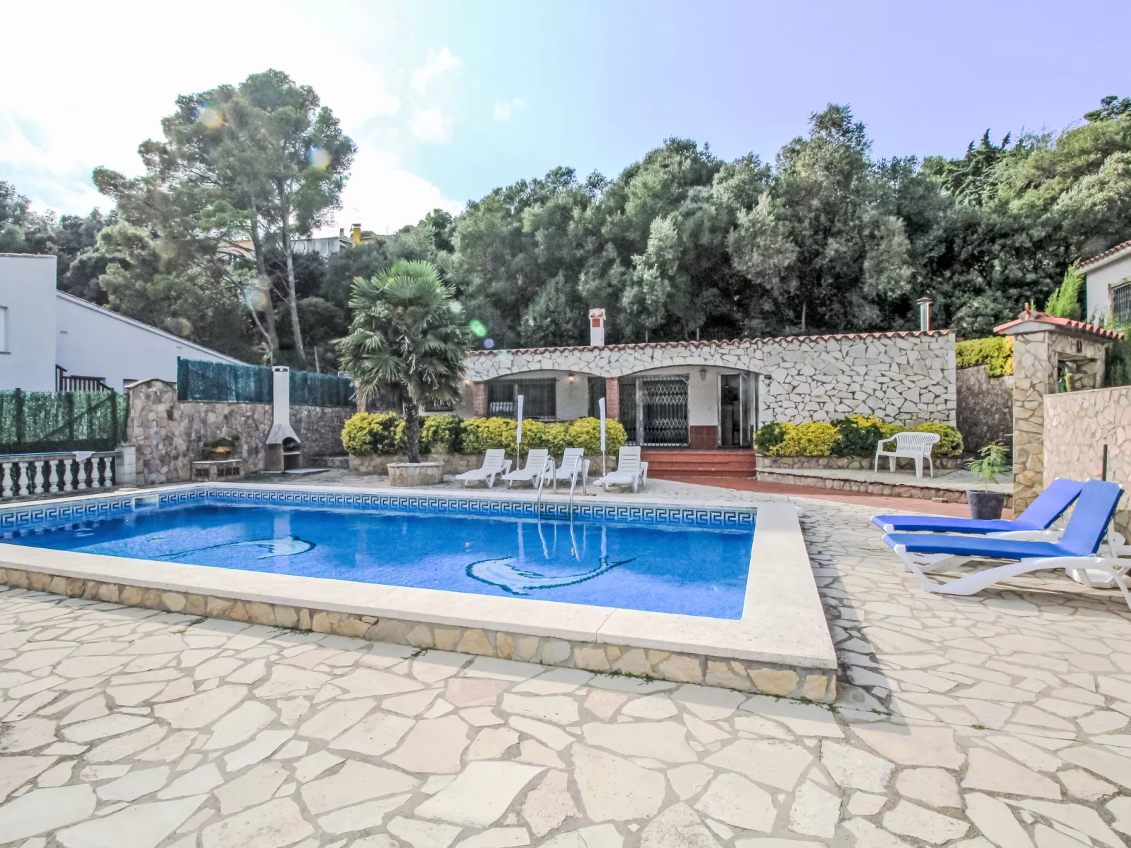 Roca Mas Mato - Draußen