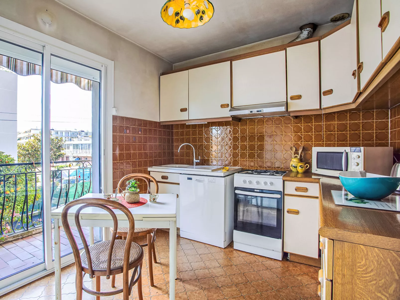 Maison Valensole - Drinnen