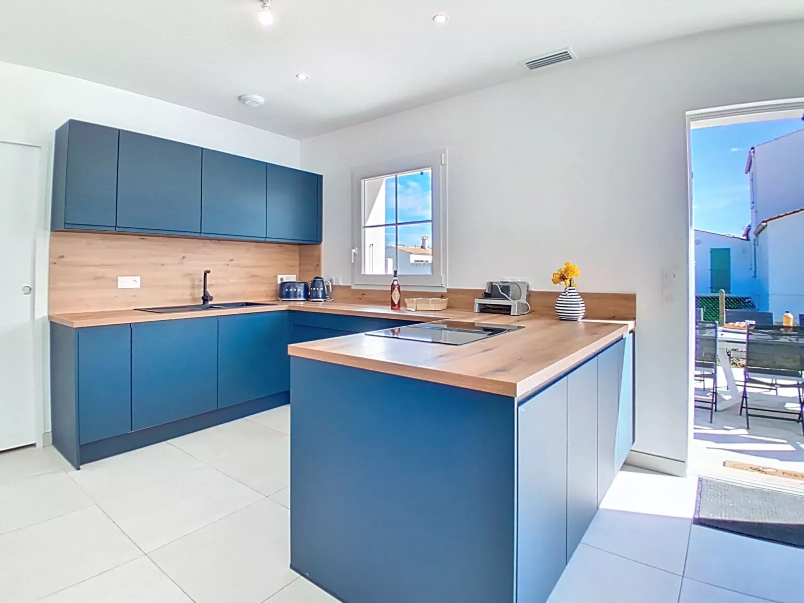 Saint Denis 2 - Inside