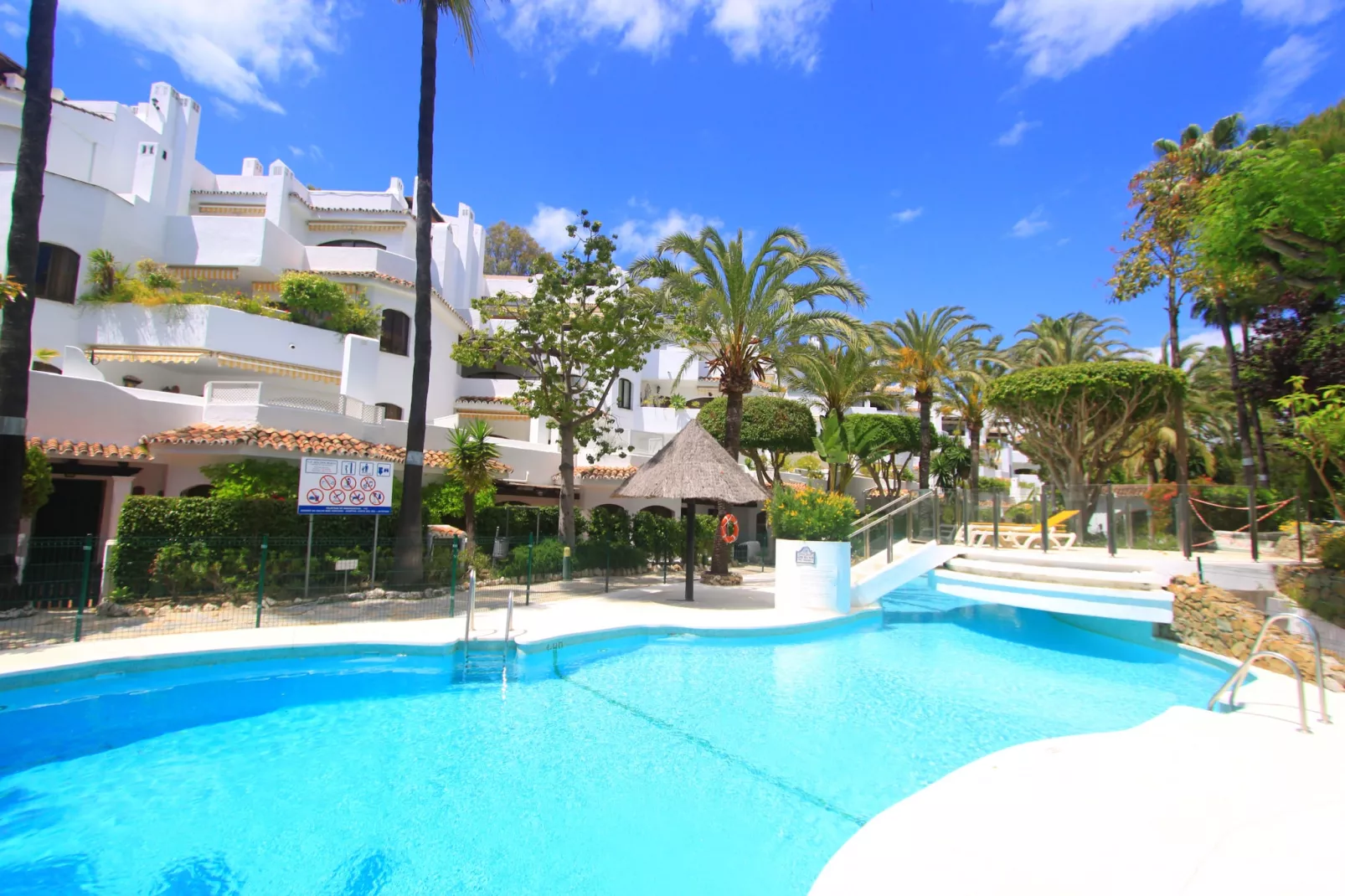 1080 - GOLDEN BEACH JACUZZI - Piscine