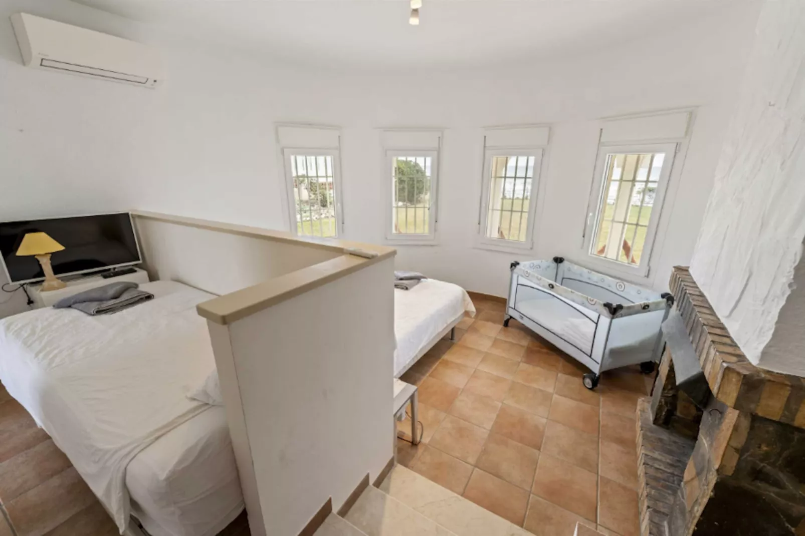 1100 - BEACH FRONT VILLA - Schlafzimmer