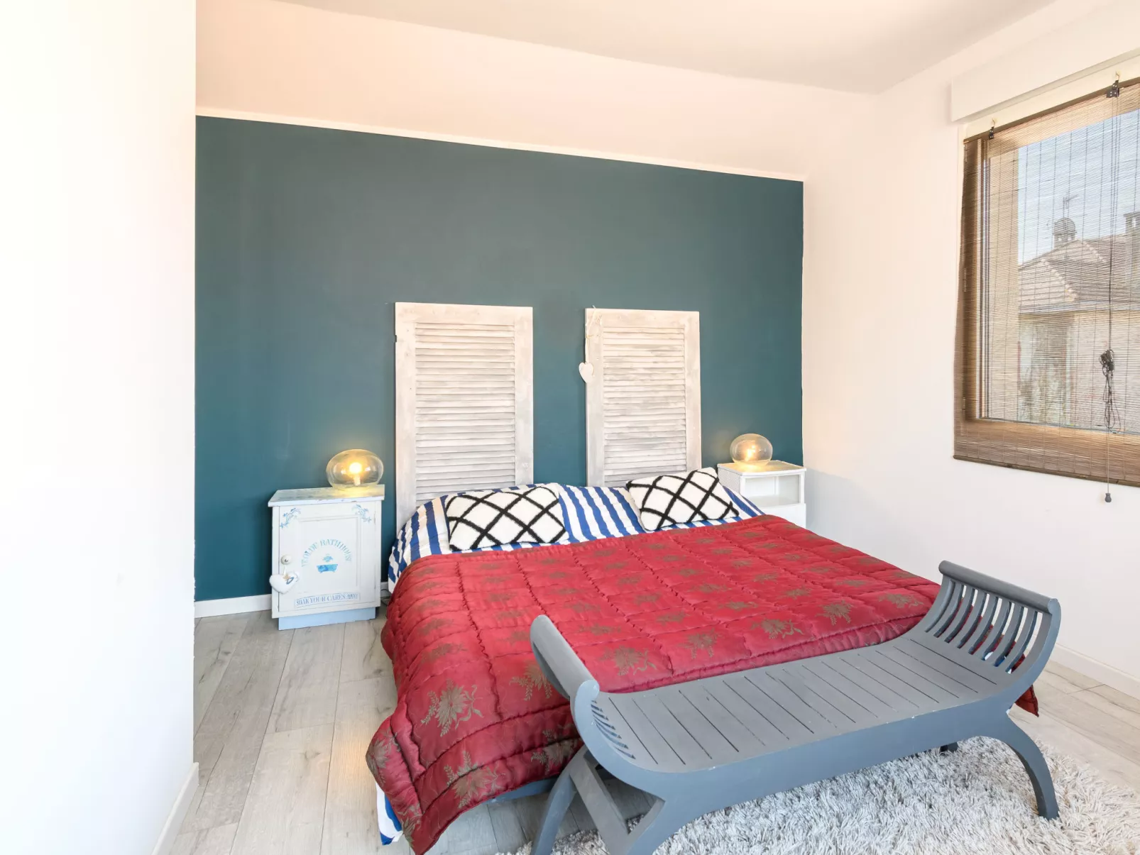 Aimé Bourdier - Drinnen