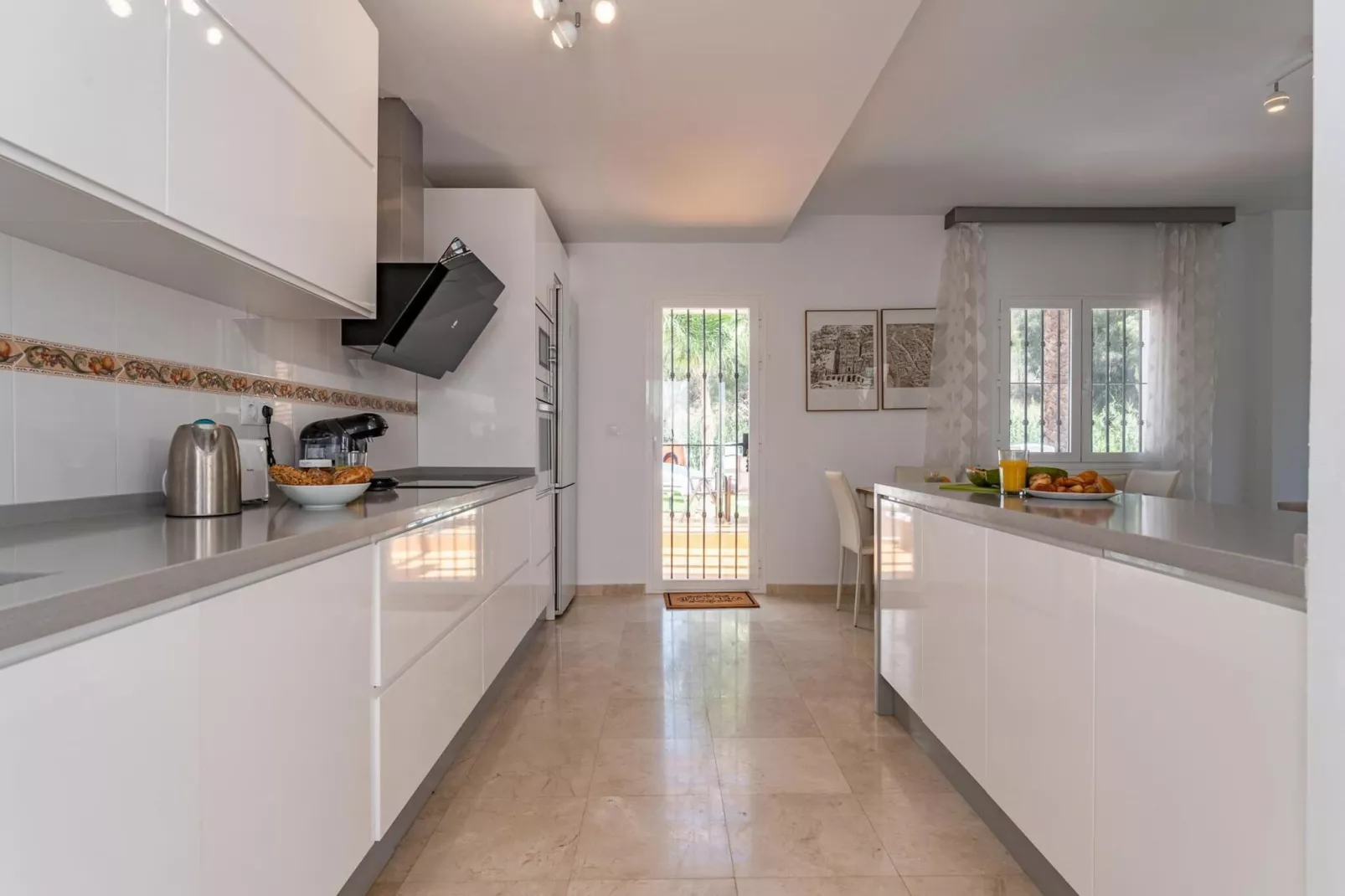 CT 196 - Faro's Villa Horizonte - Benalmadena - Beach Golf & Pool - Cuisine