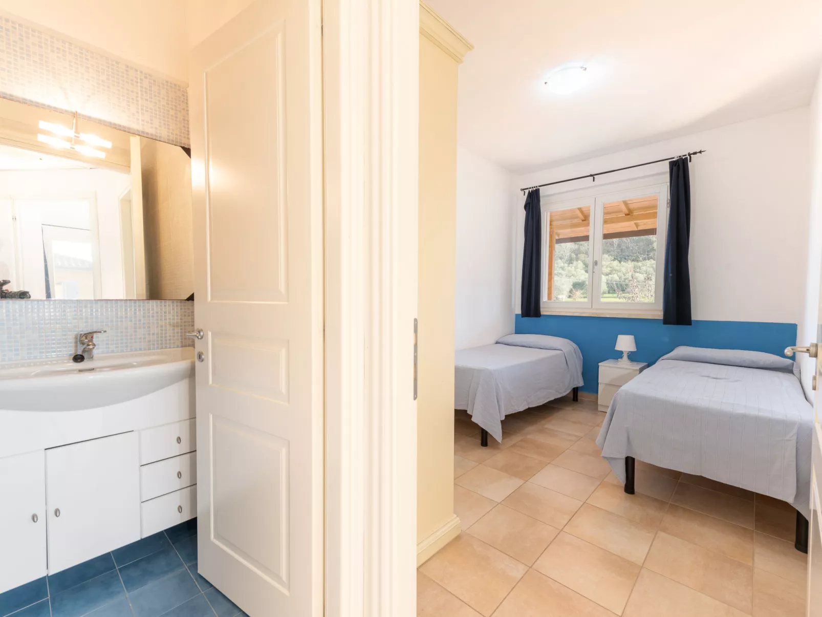 Aba Village - Drinnen