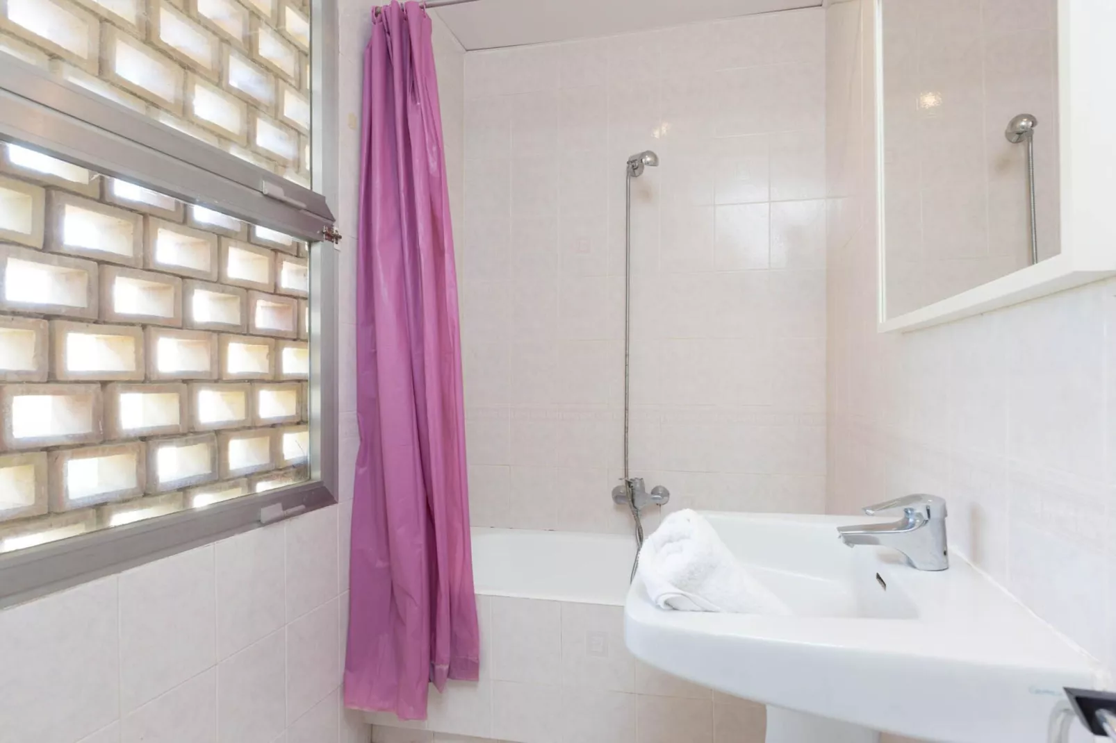Orenetas 12 - Salle de bain