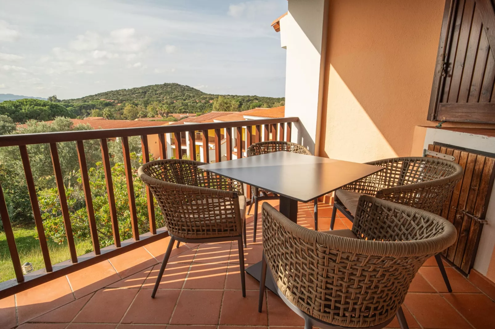 Felix Residence Hotel Costa Serena - Bilo Comfort - Terrasse/Balkon