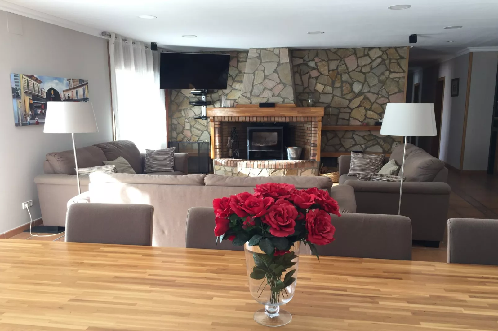 Vivalidays Villa Kiros - Living room