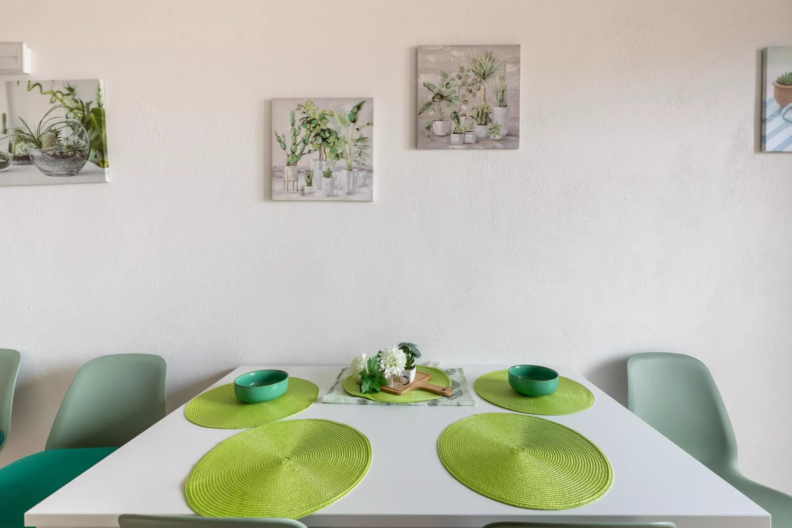 TRINITà 4 - Salle à manger