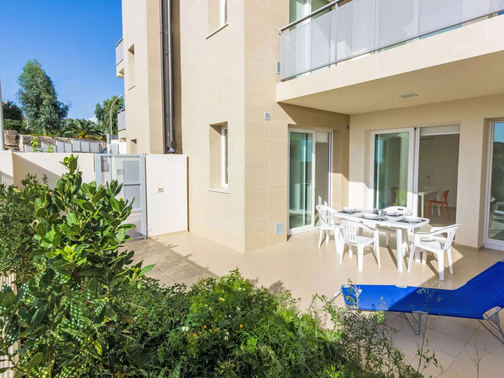 Appartamento con 3 camere al piano terra - Dehors