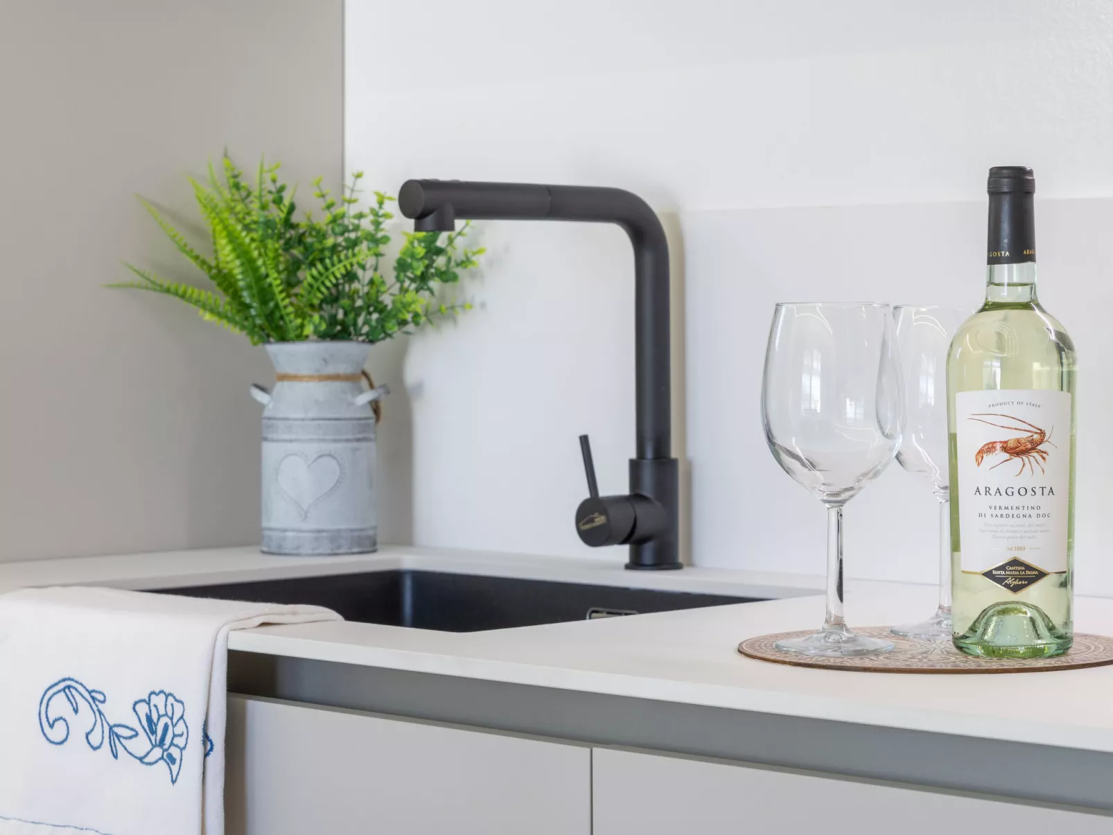 Nereide Blu - Inside