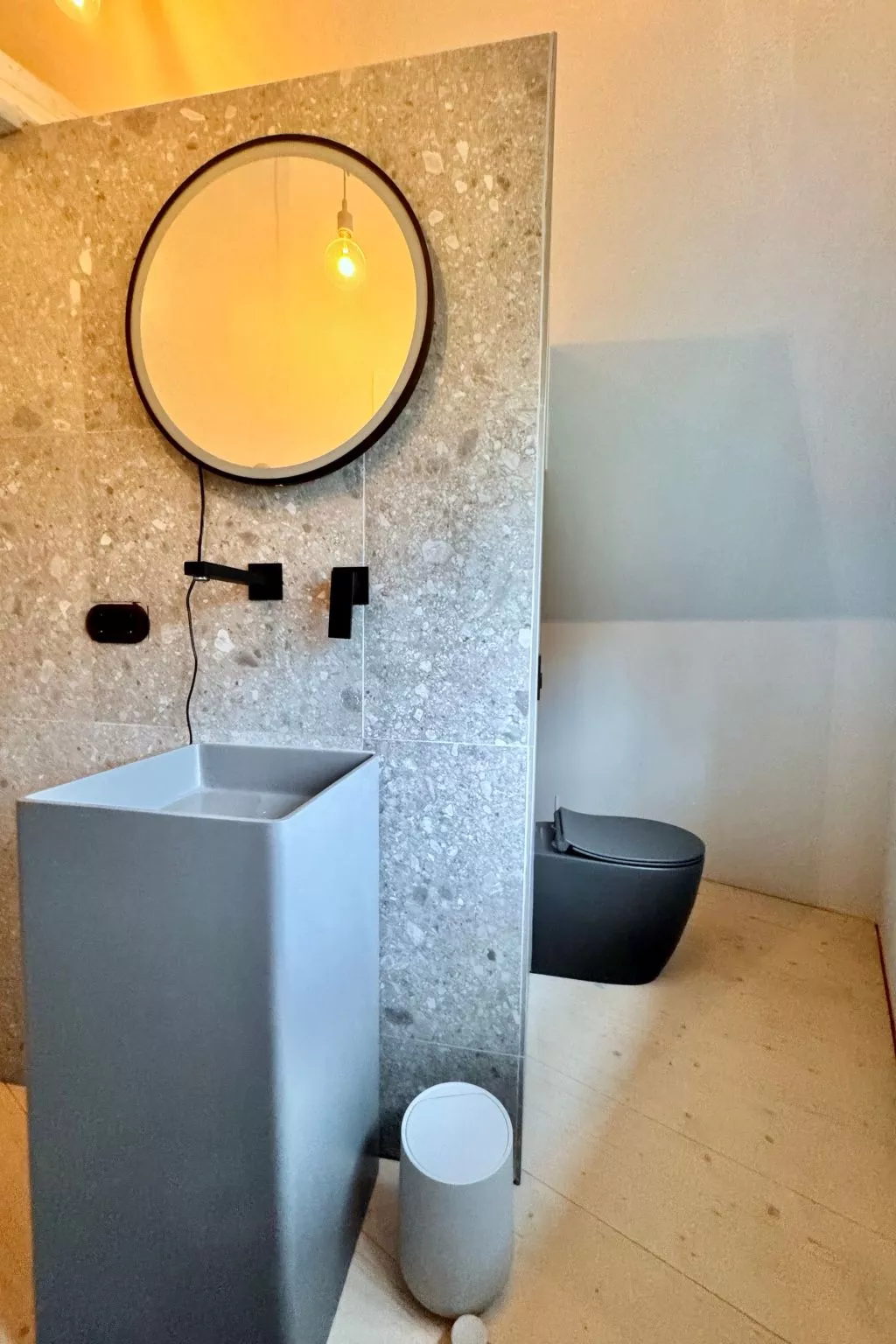 NEU!   dasErbhaus - Inside