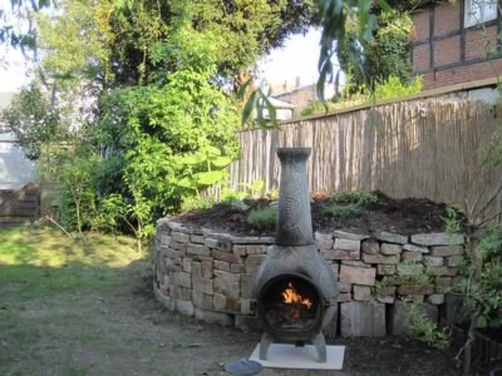 Charlotte mit Garten - Draußen