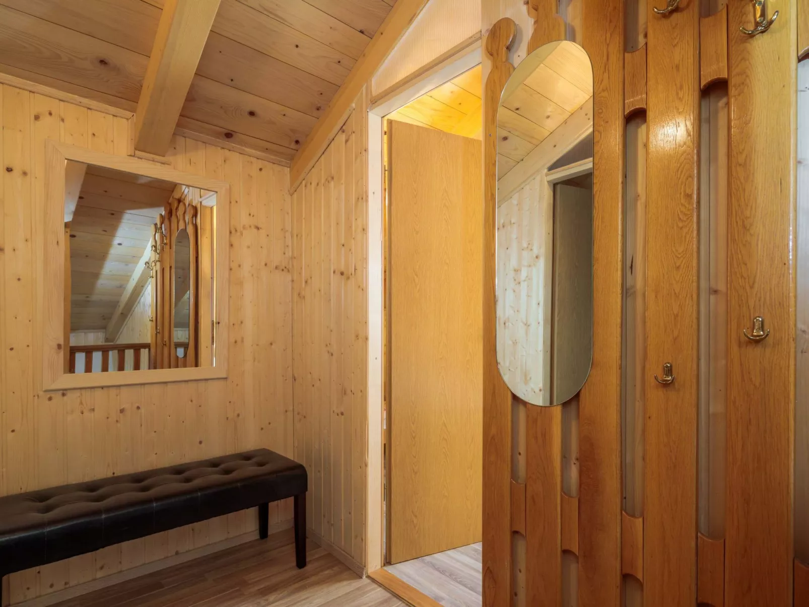 Villa Mystic Woods mit Pool - Inside