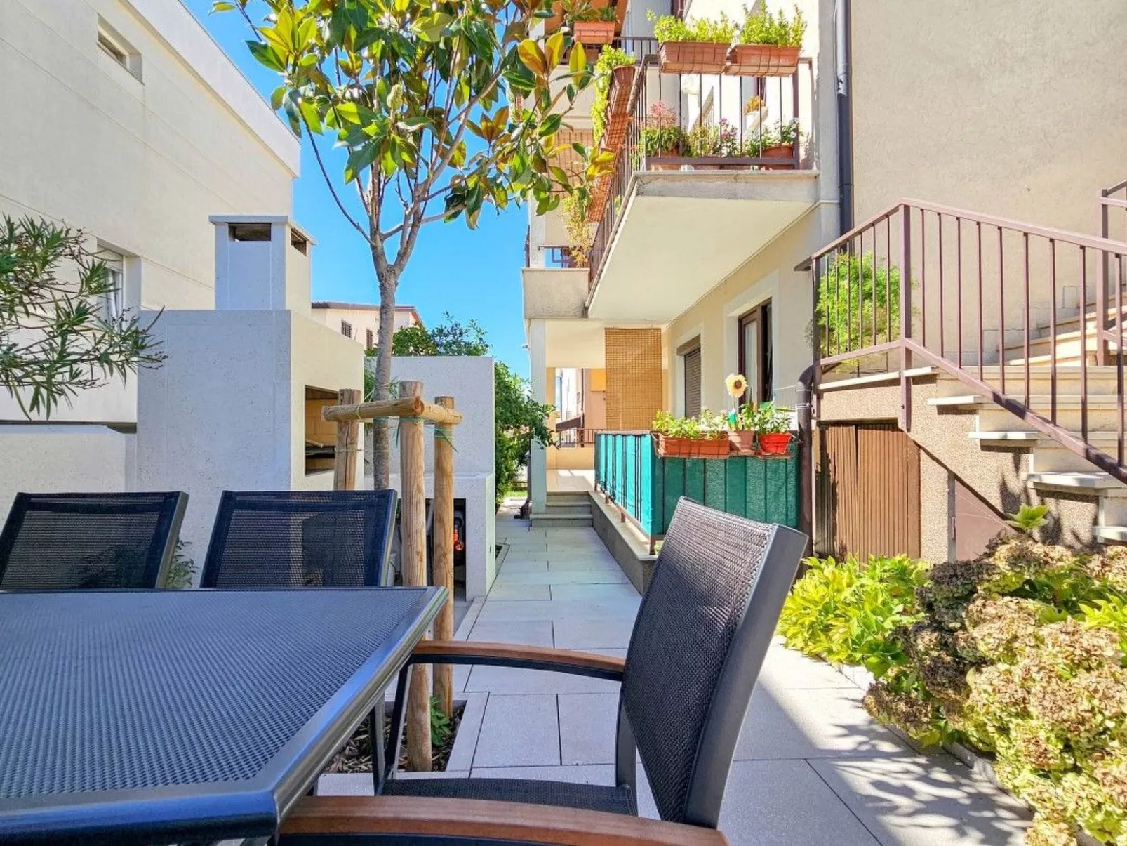 Wohnung "Maja" mit Terrasse - Draußen