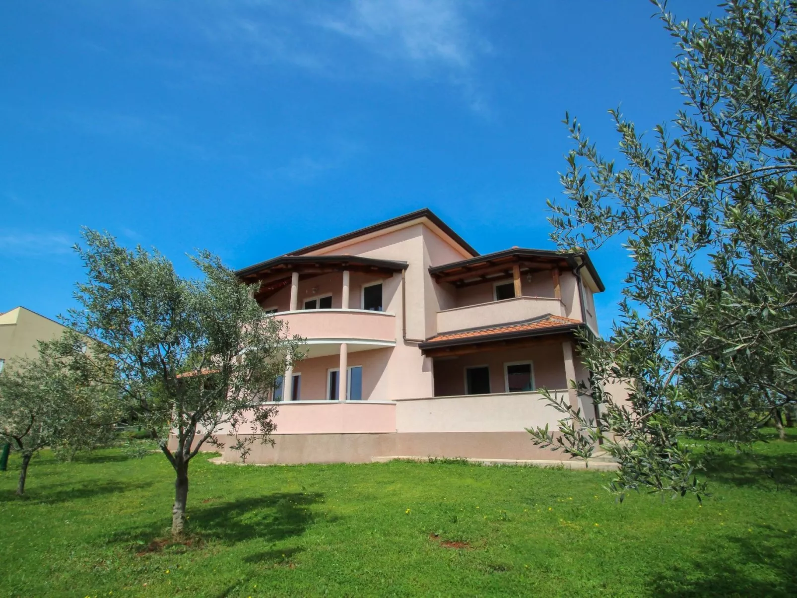 Mit Terrasse für 4 Personen - Draußen