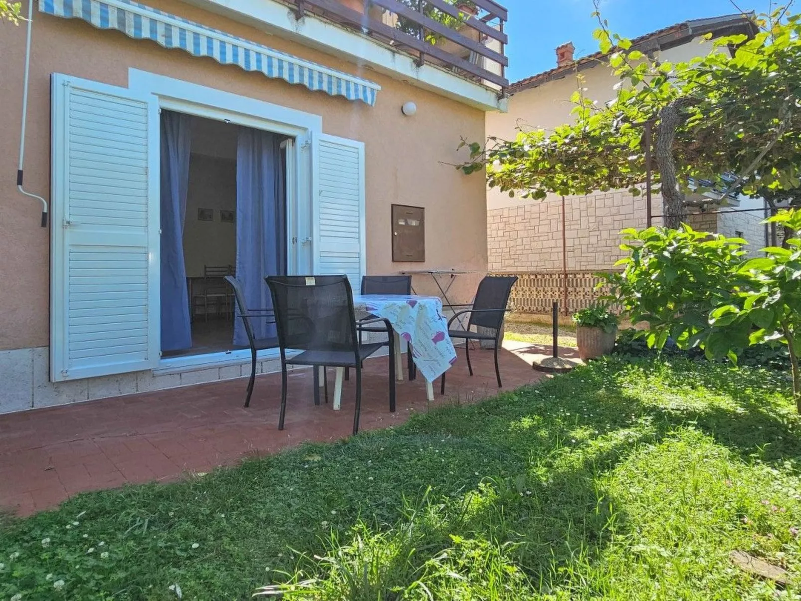 Adila 3 - Die Wohnung für bis zu 3 Personen - Draußen