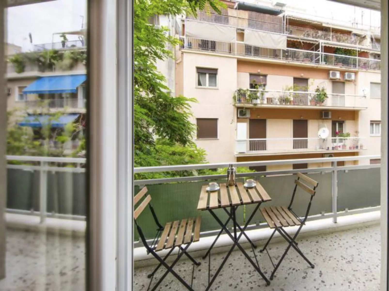 Pagrati 2 Atemberaubendes Αpartment von gianttrip - Image-tags.info